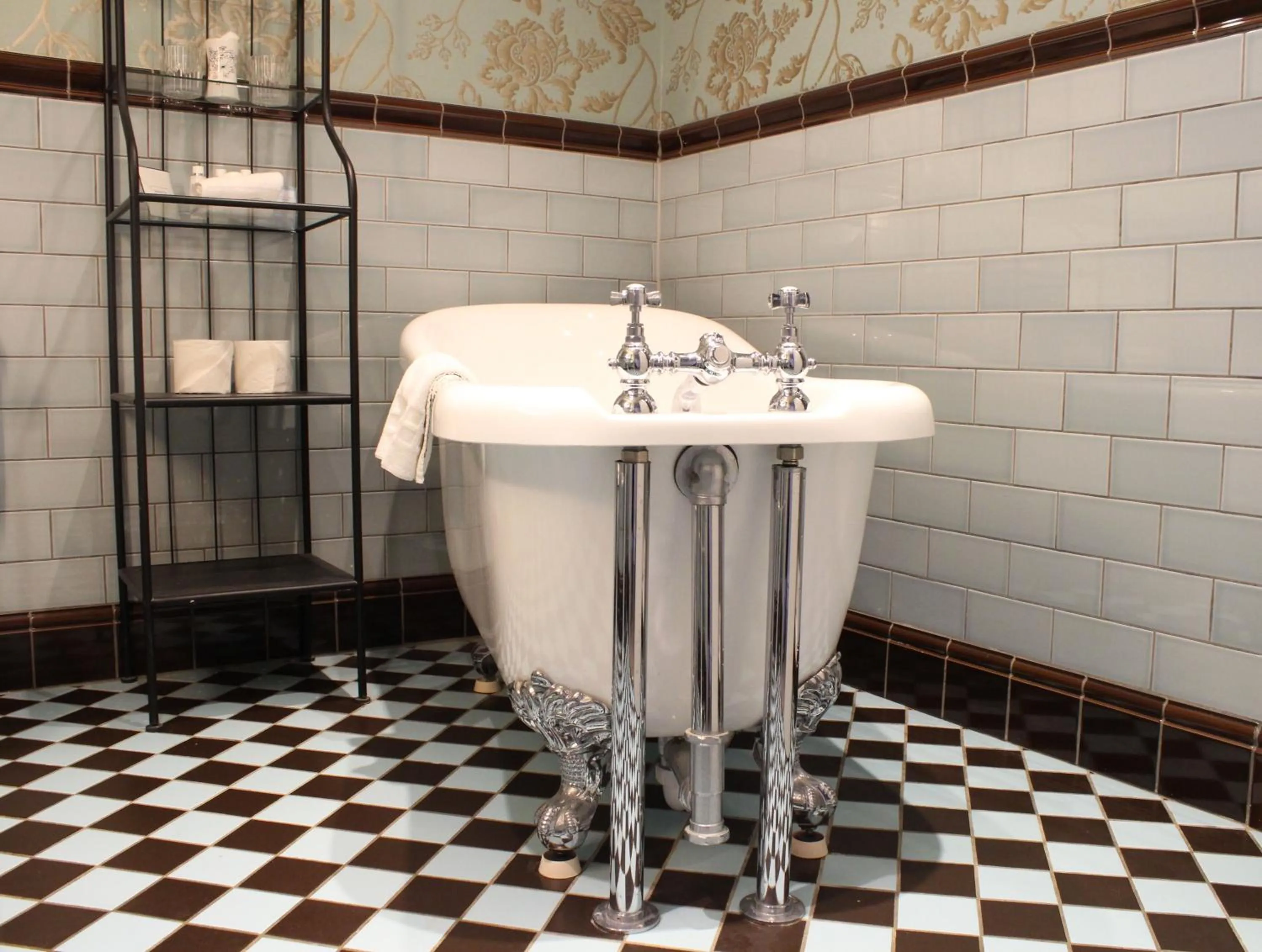 Bathroom in Titchwell Manor Hotel