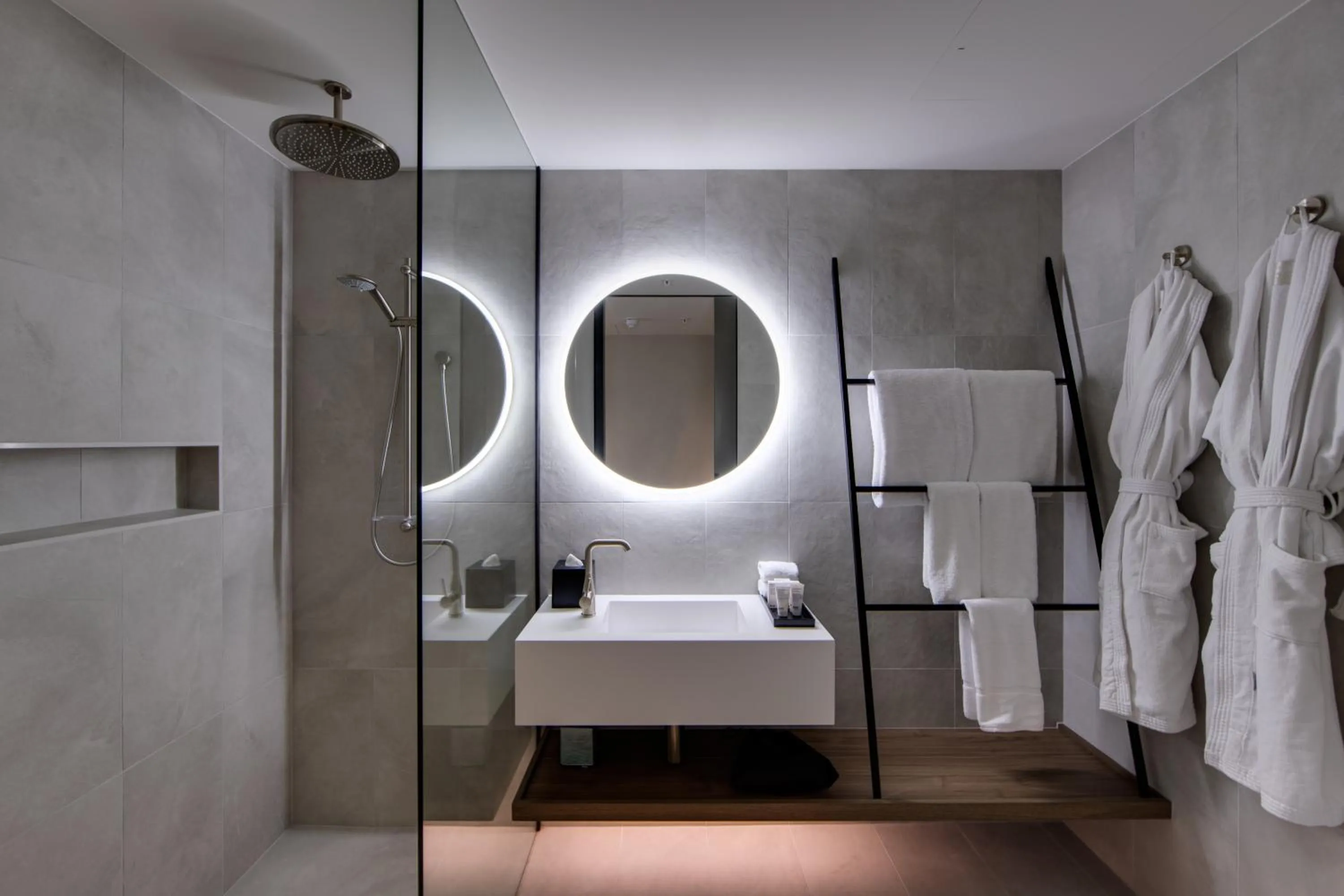 Bathroom in Oval Hotel at Adelaide Oval