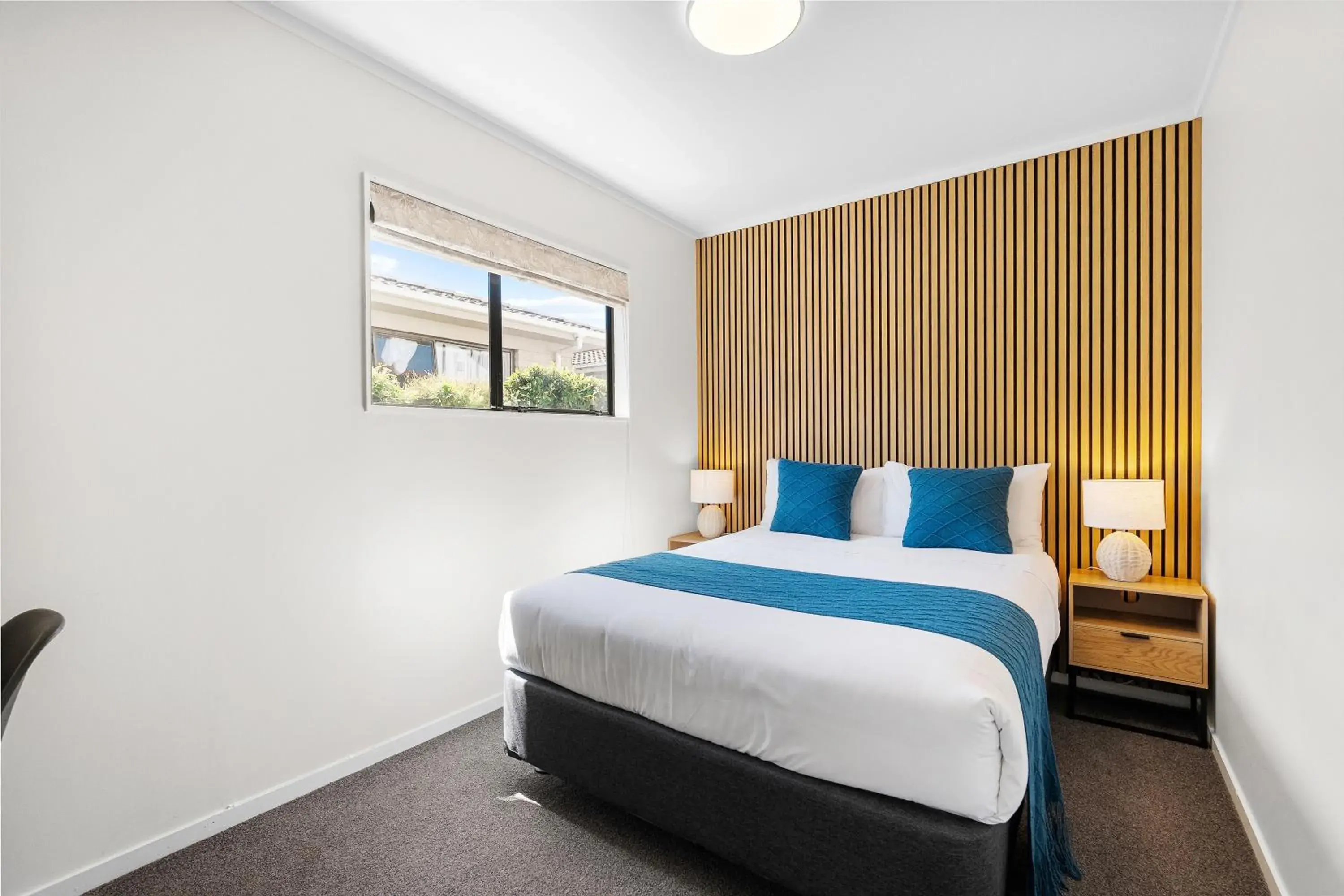 Bedroom, Bed in Summer Inn Motel - Newly Renovated Bedroom, Bed in Summer Inn Motel - Newly Renovated