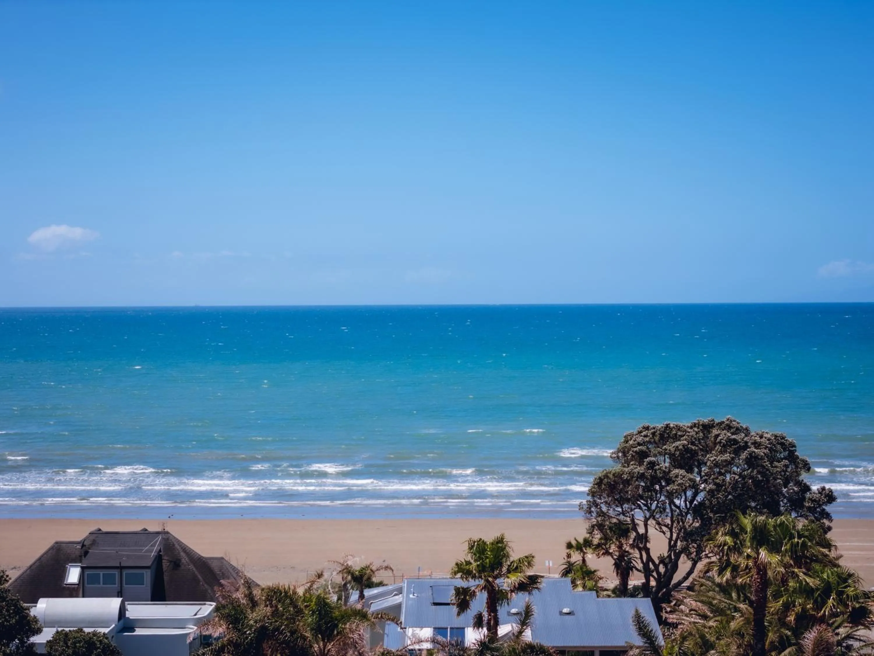 Sea view in Summer Inn Motel - Newly Renovated