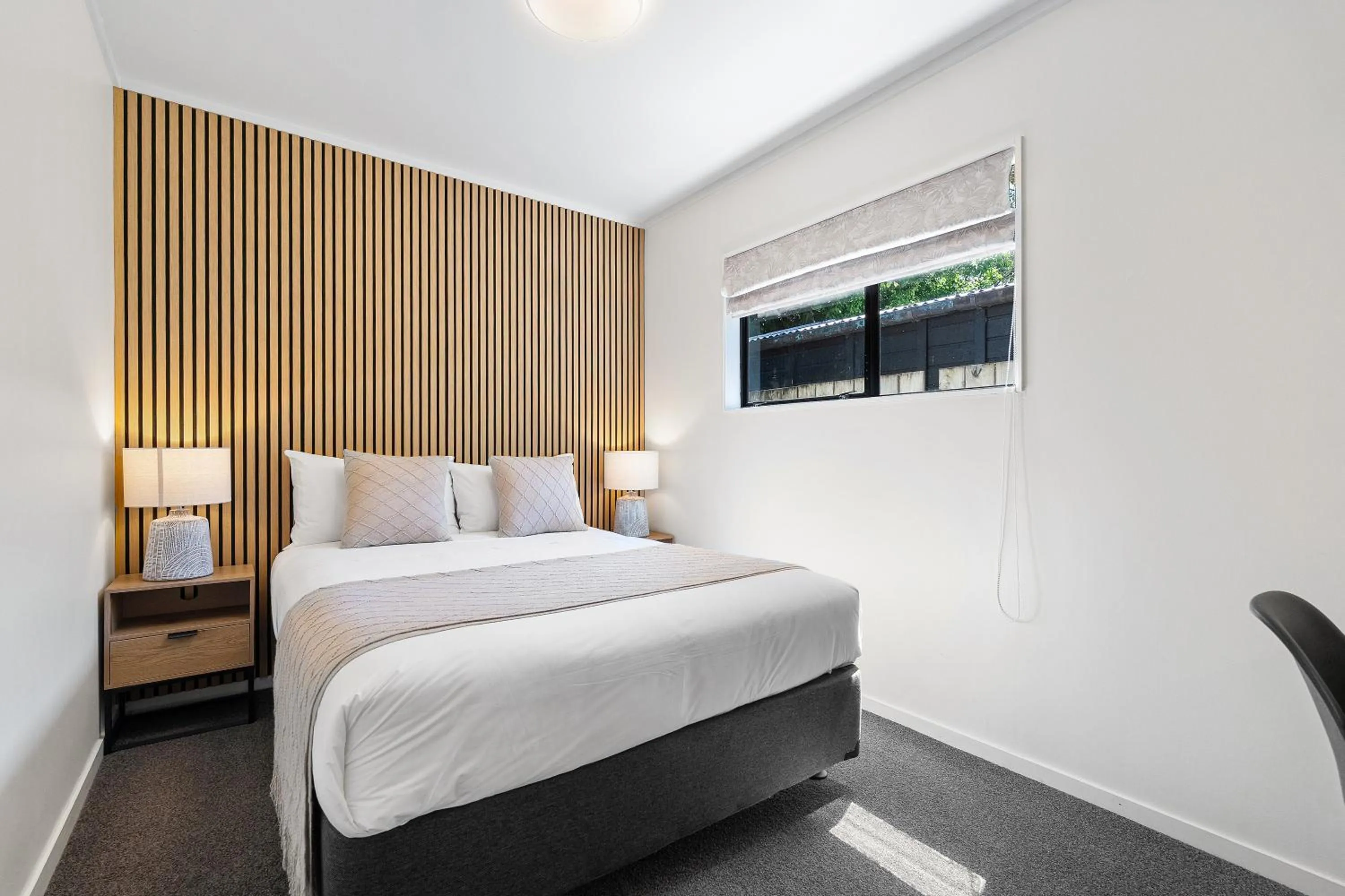 Bedroom, Bed in Summer Inn Motel - Newly Renovated