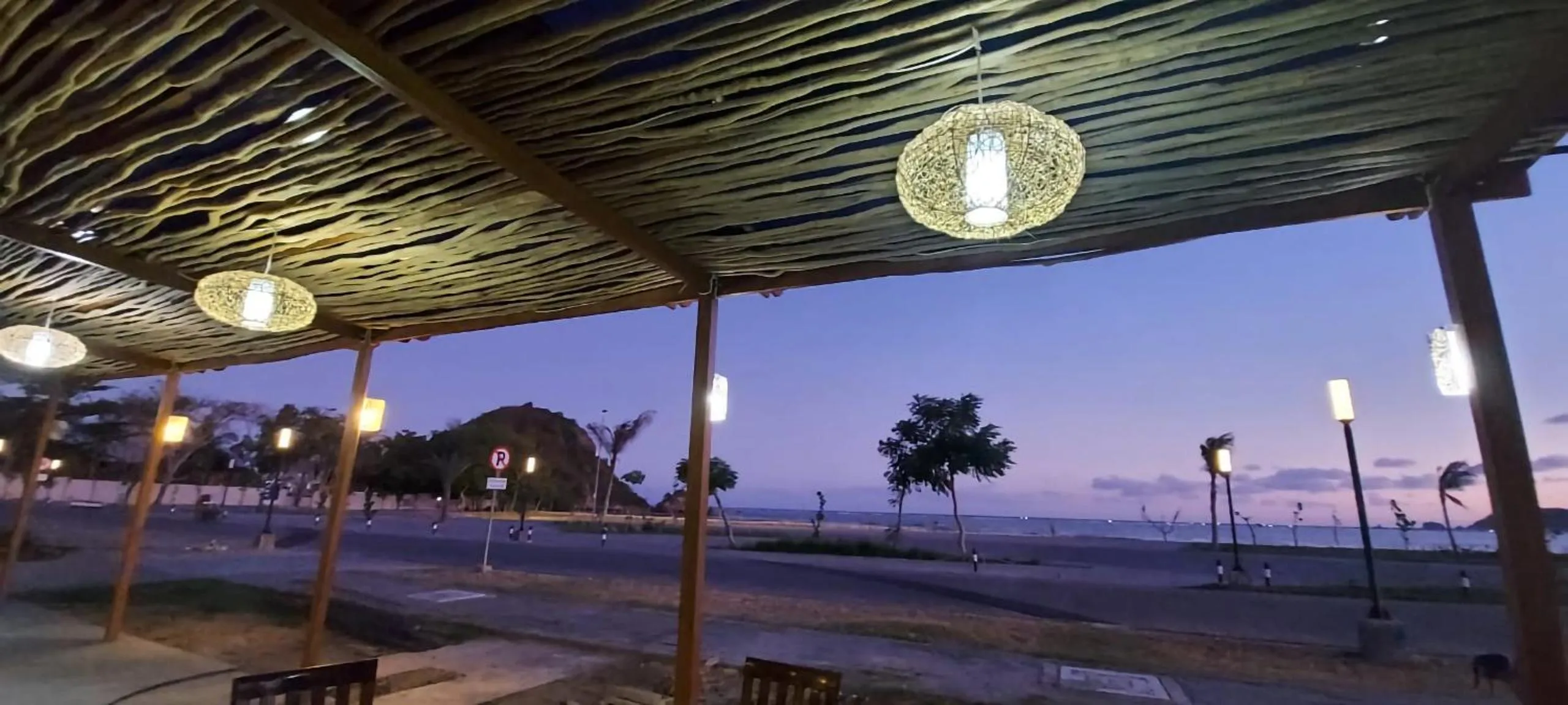 Restaurant/places to eat in Kuta Paradise