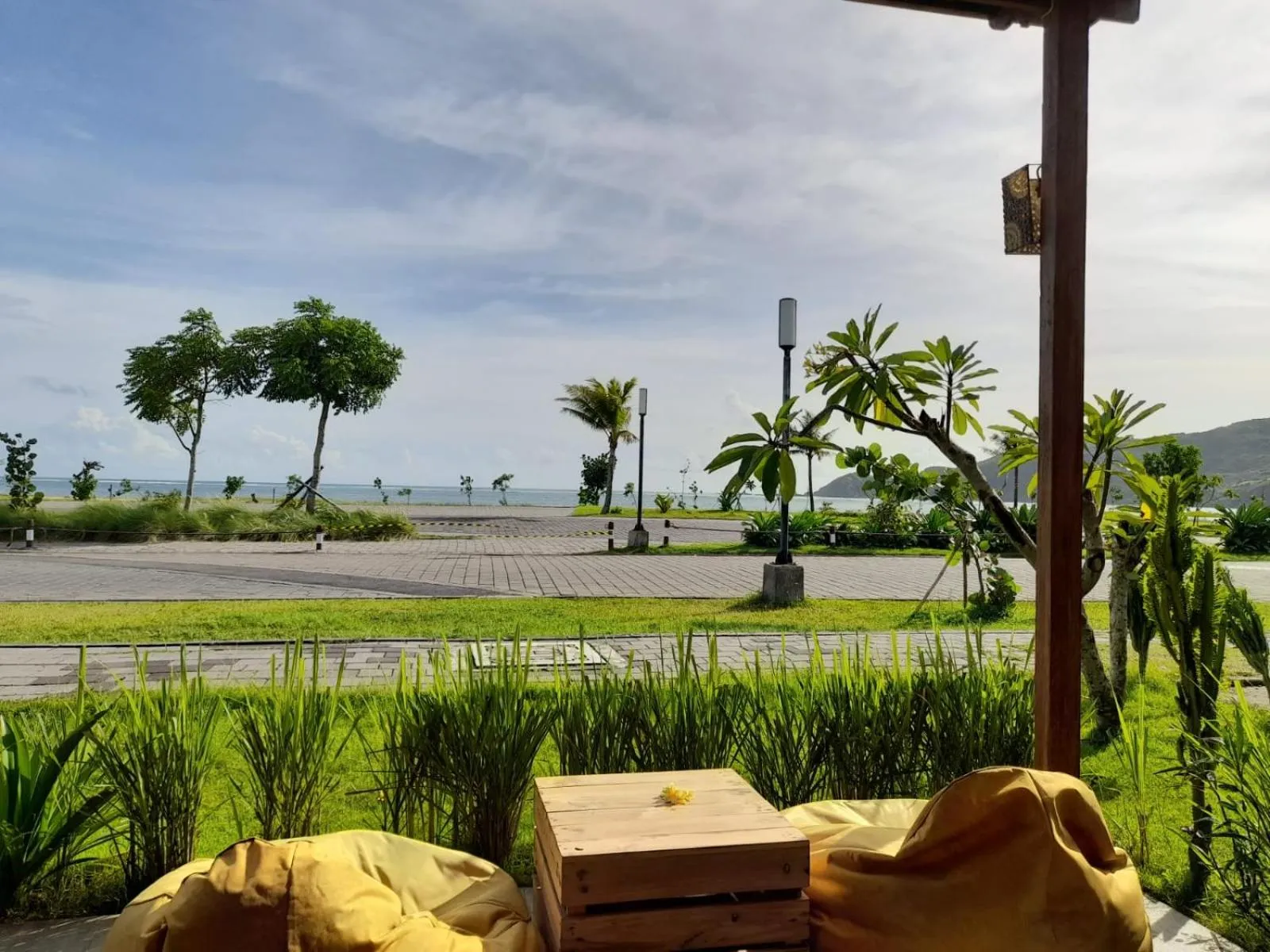 Restaurant/places to eat in Kuta Paradise