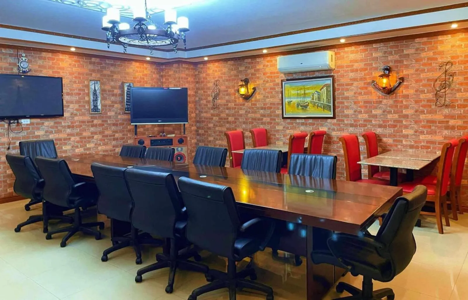 Property building in Ferrymar Hotel Iloilo