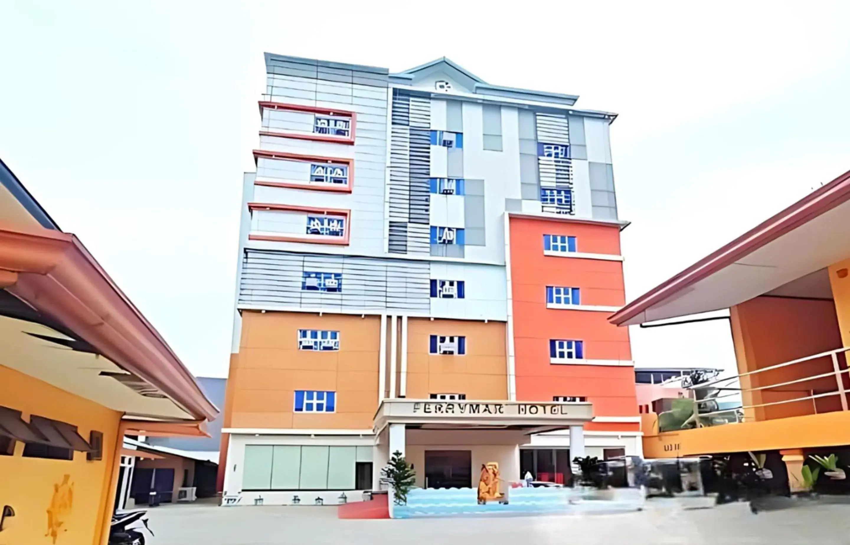 Property building in Ferrymar Hotel Iloilo Property building in Ferrymar Hotel Iloilo