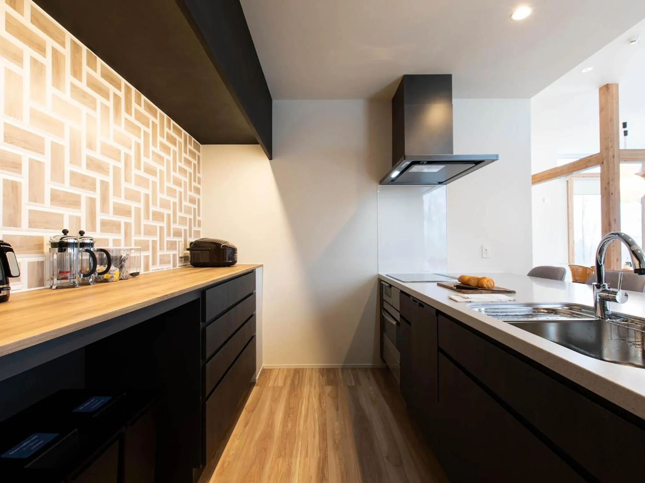 Kitchen or kitchenette in Aoyama Lodge