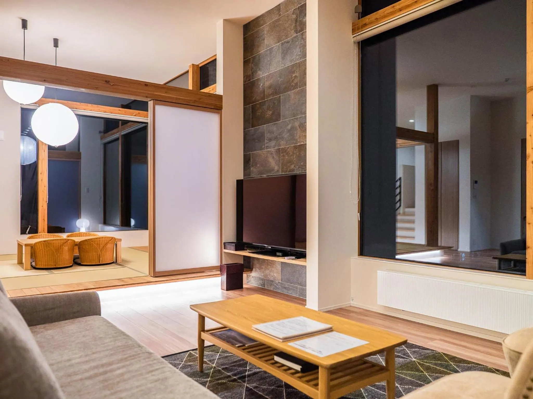 TV and multimedia in Aoyama Lodge