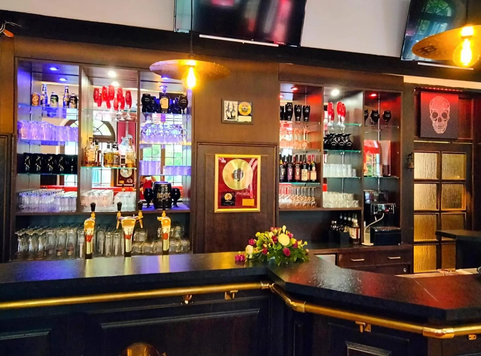 Lounge or bar in MUSTANG INN am Großen Garten