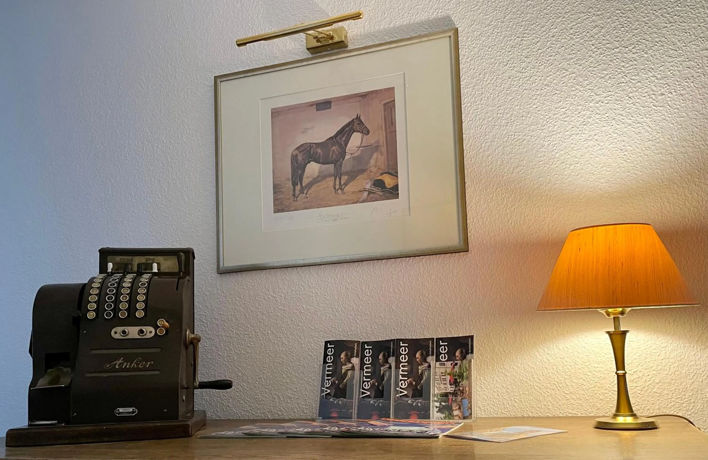 Decorative detail in MUSTANG INN am Großen Garten