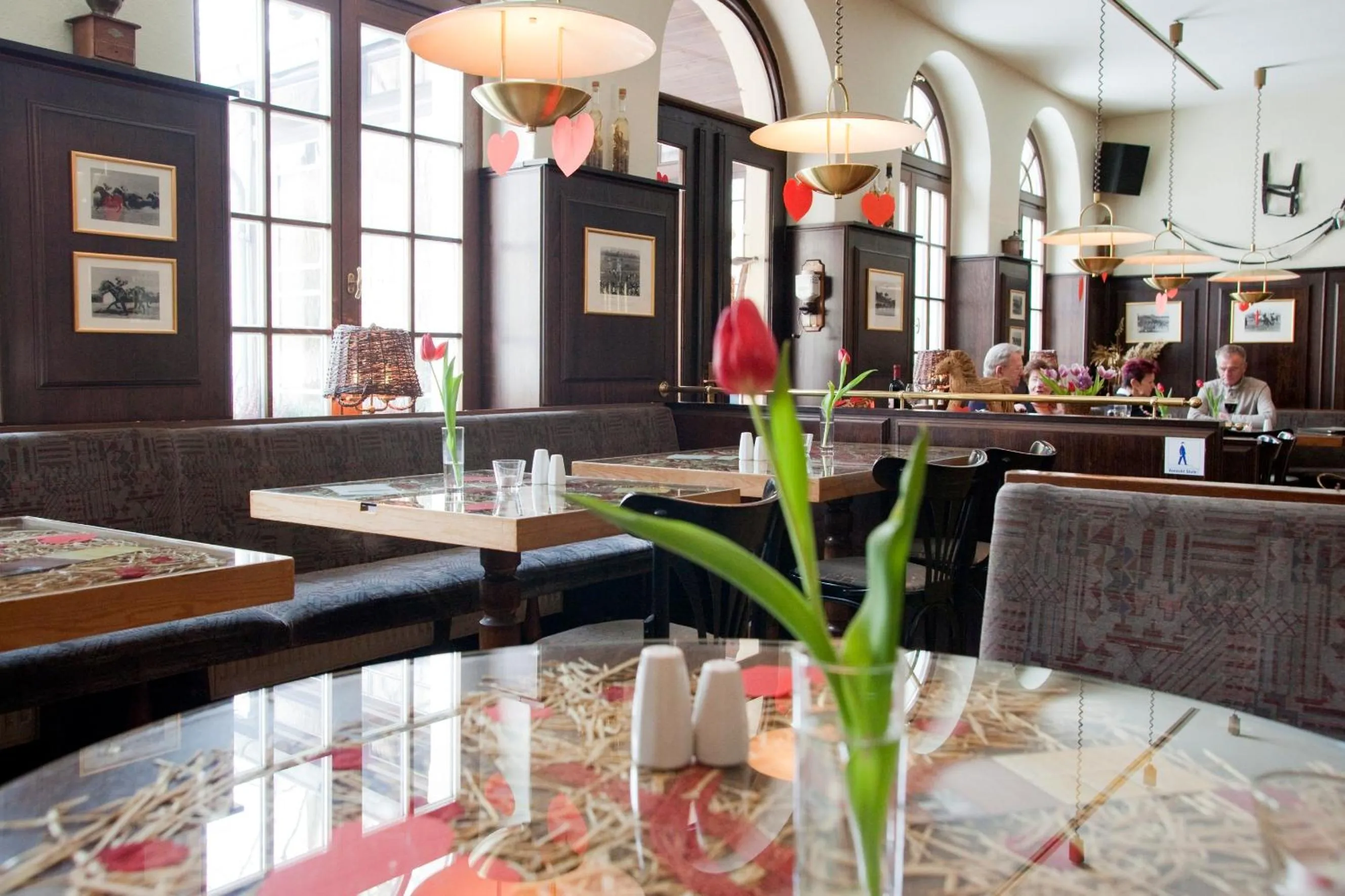 Restaurant/places to eat in MUSTANG INN am Großen Garten