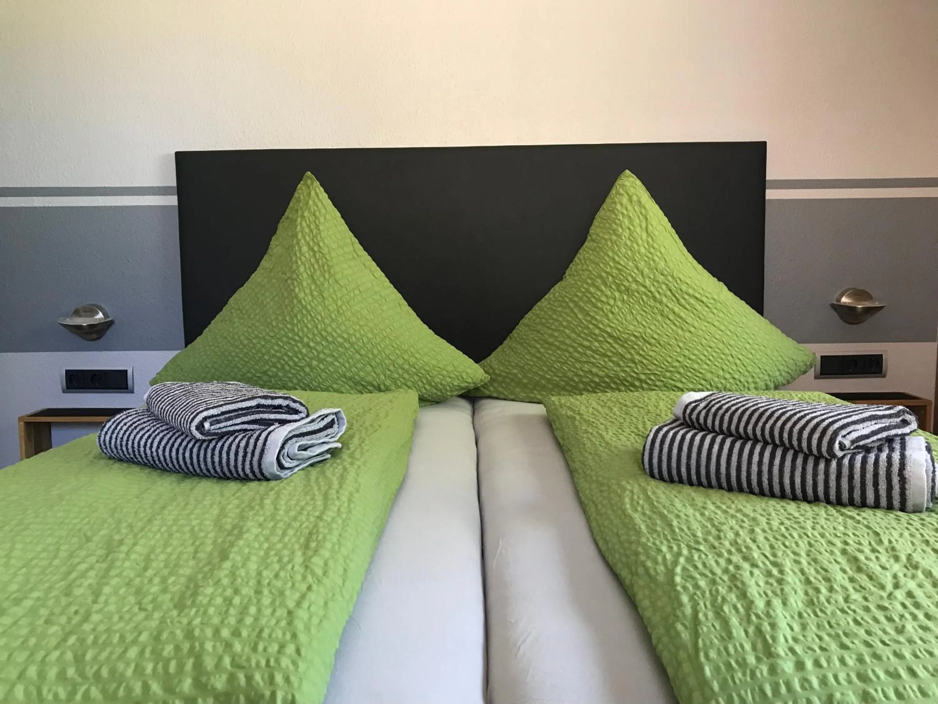 Photo of the whole room, Bed in Pension Bed & Breakfast