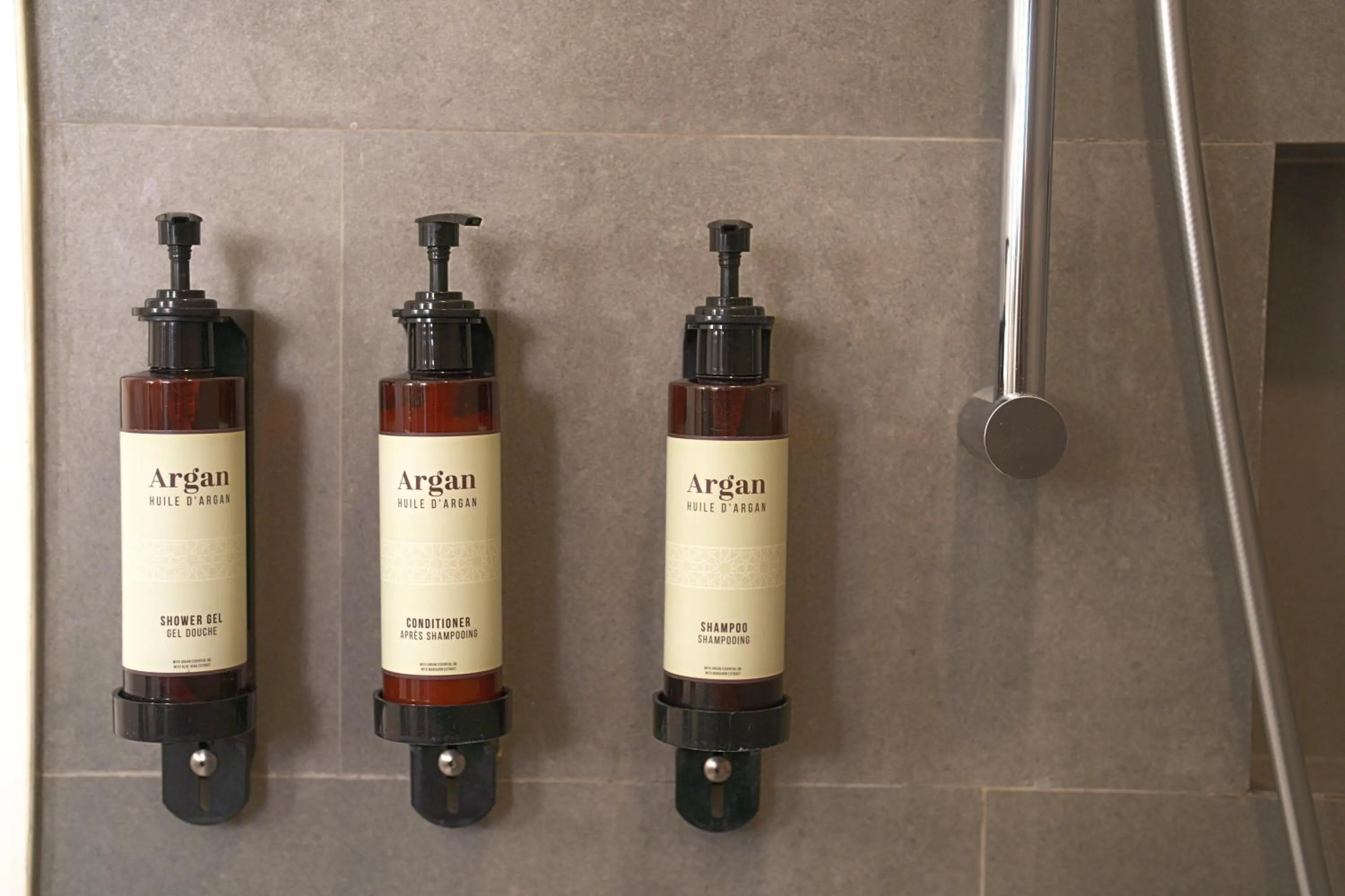 Bathroom in Citadines Amigo Iloilo