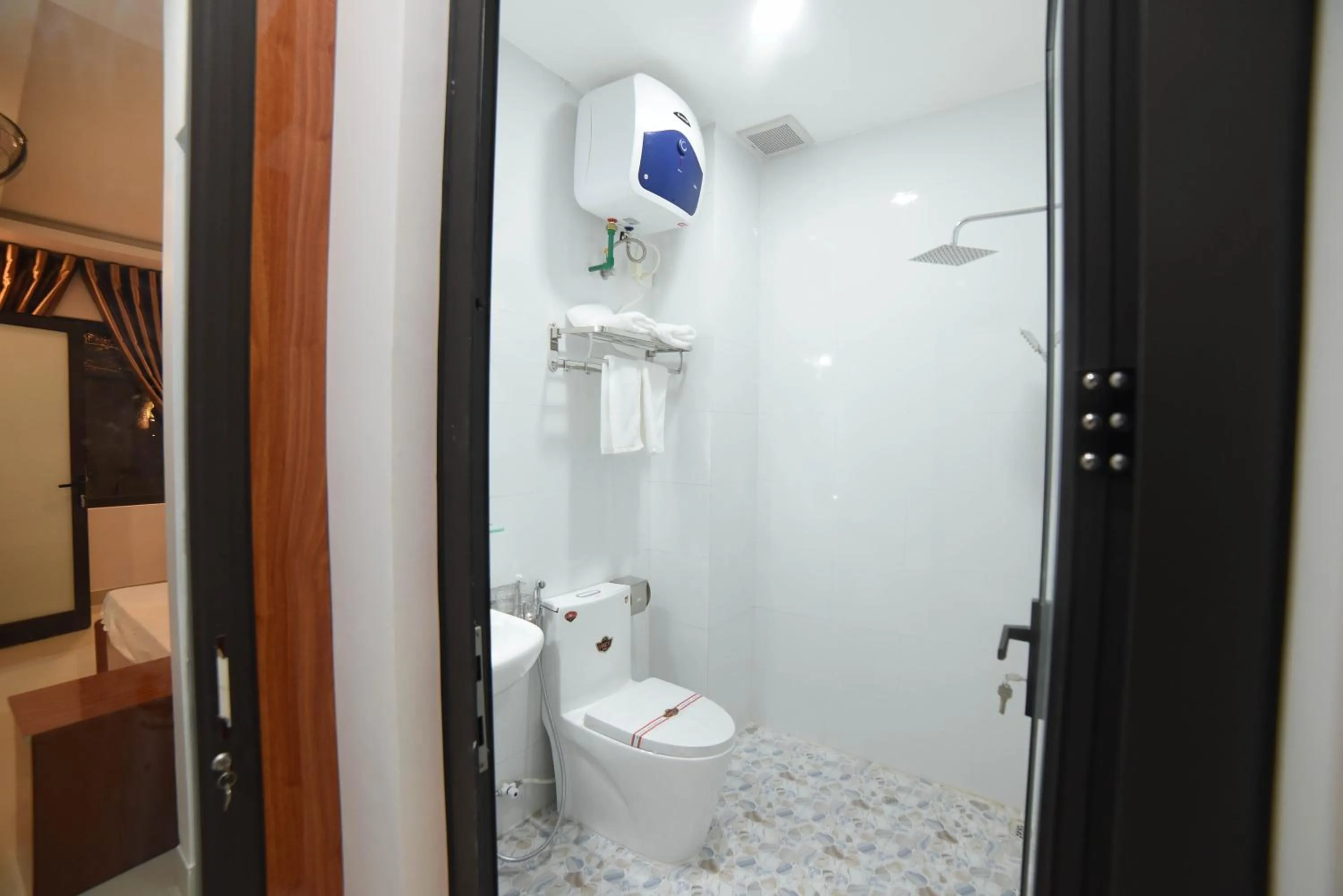Bathroom in Asean Garden Homestay Hue