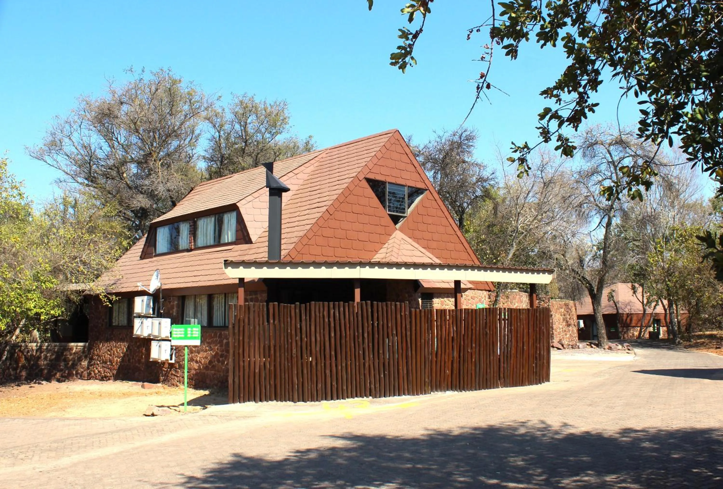 Property building in ATKV Klein-Kariba