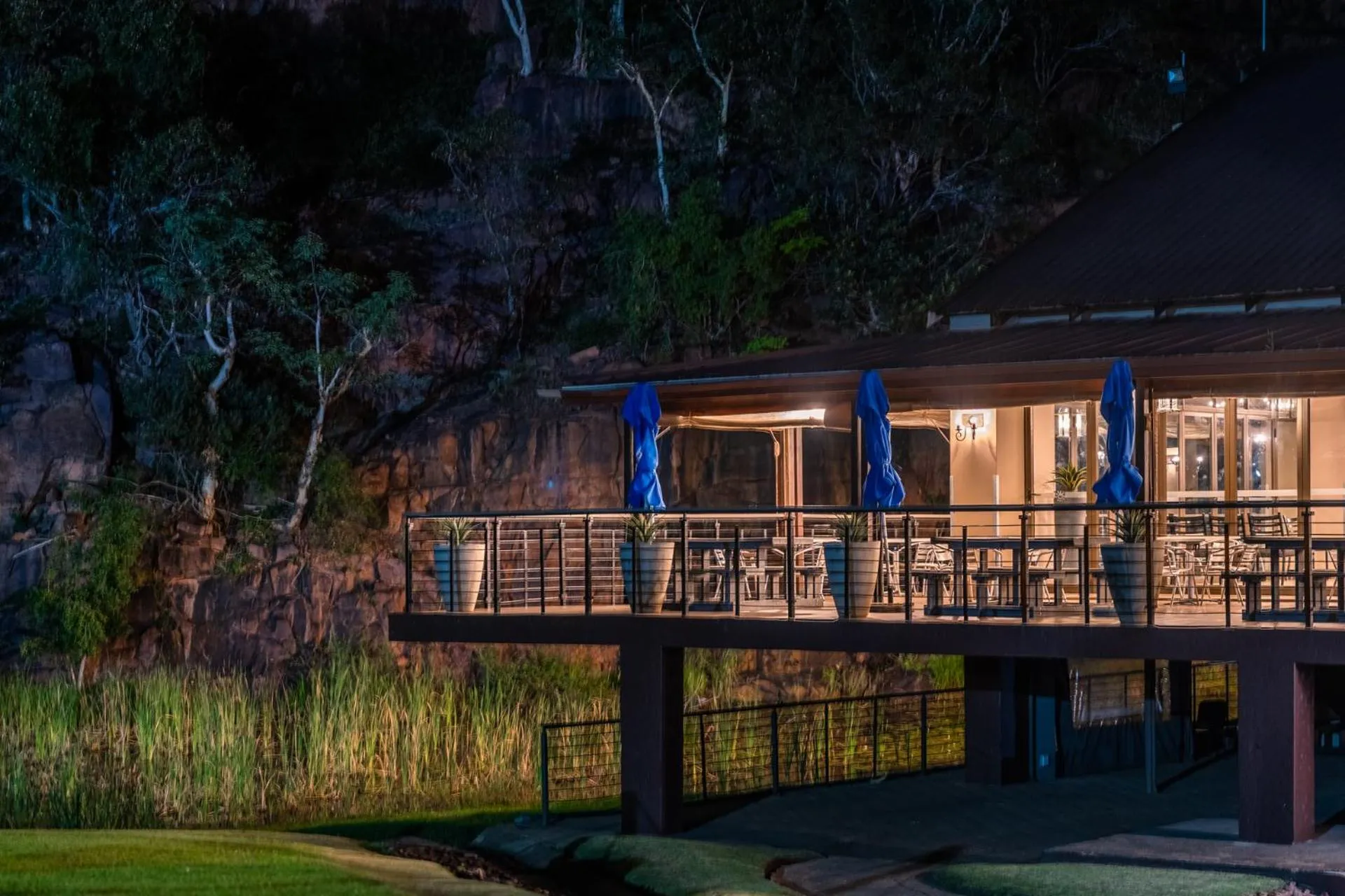 Restaurant/places to eat in ATKV Klein-Kariba