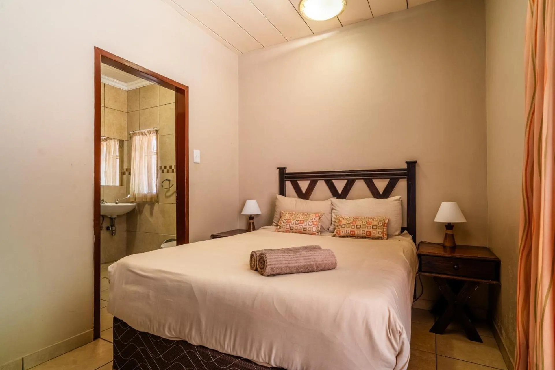 Bed in ATKV Klein-Kariba