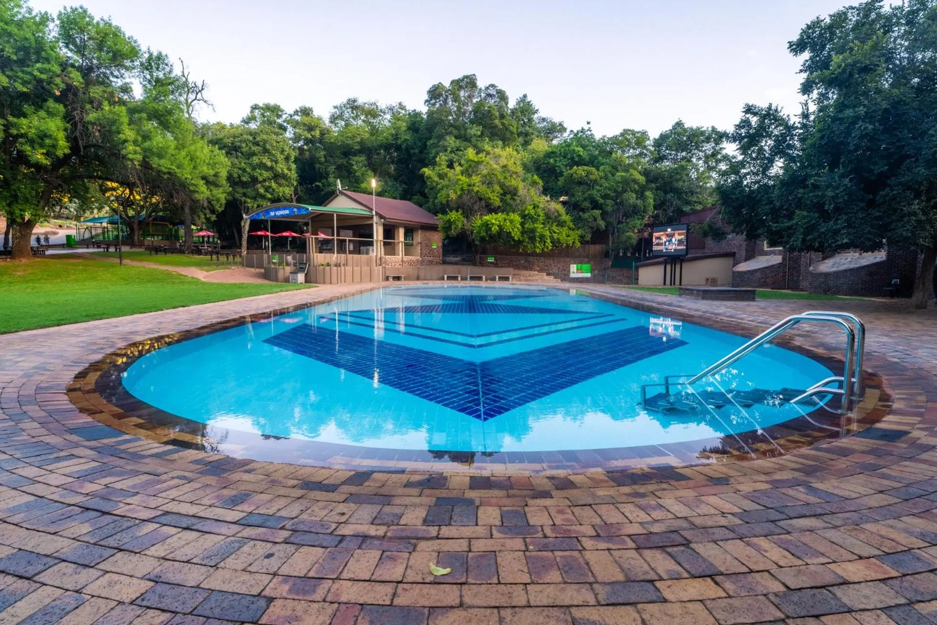 Swimming pool in ATKV Klein-Kariba