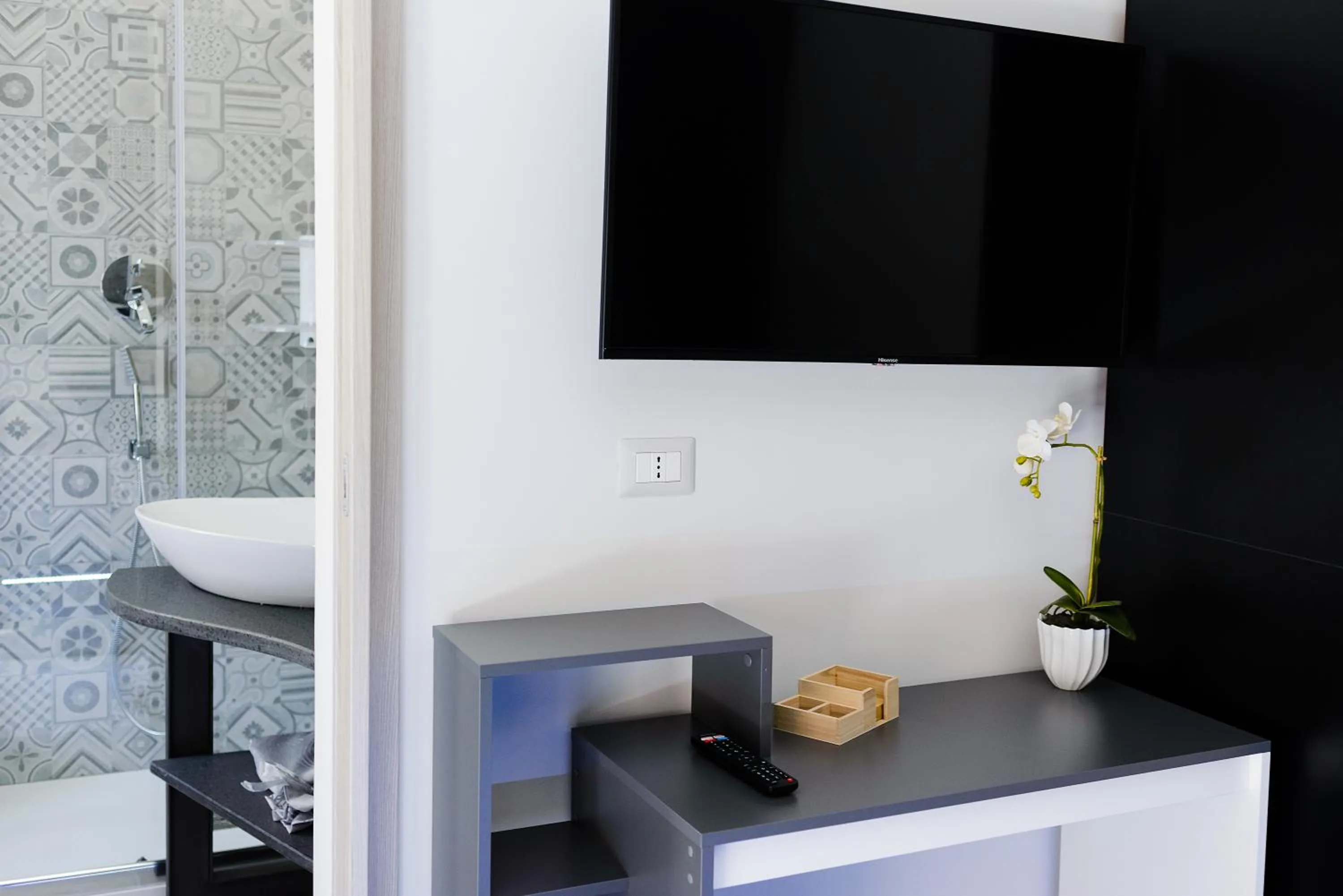 Photo of the whole room in Fantastic Dream