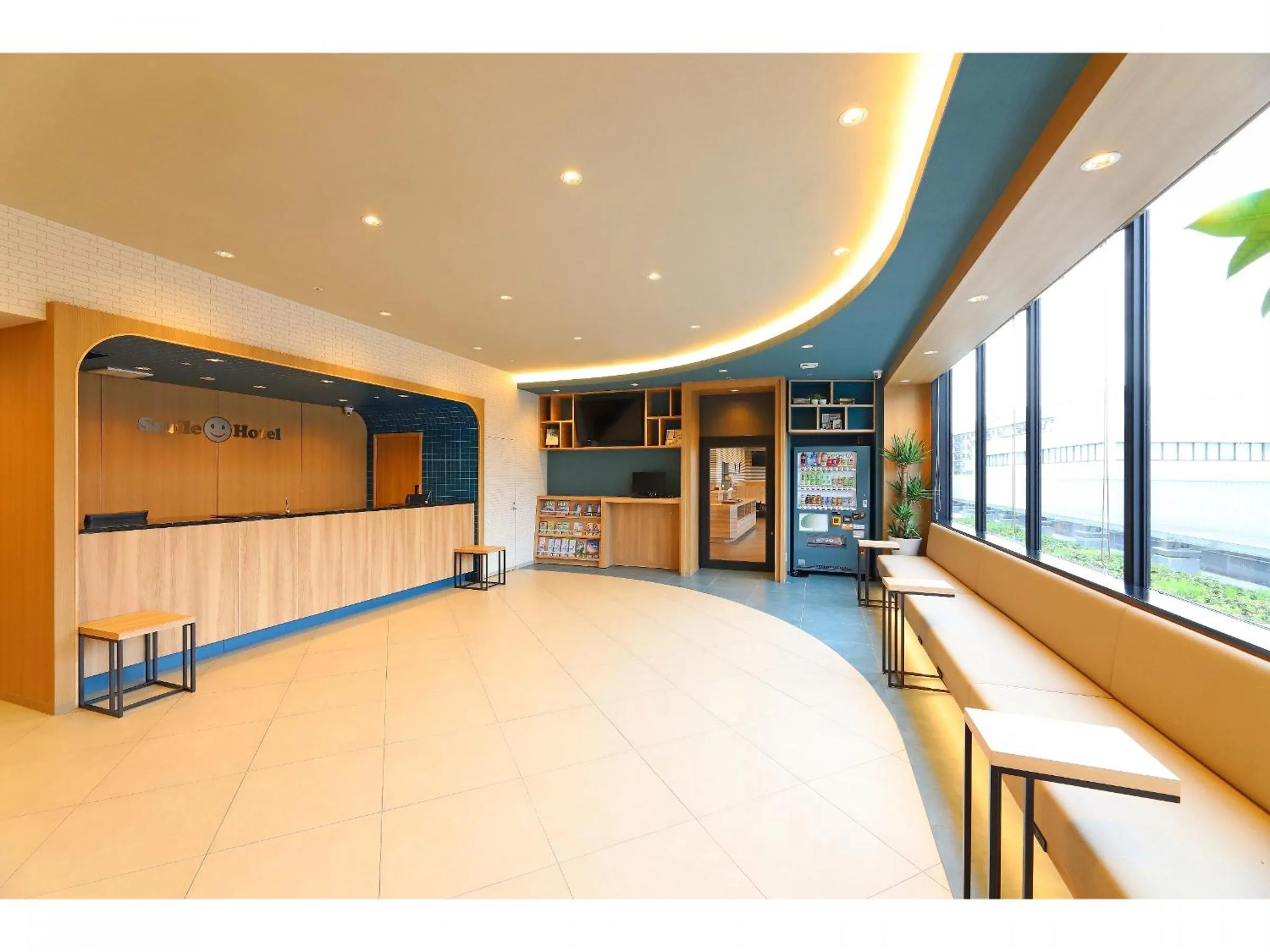 Lobby or reception in Smile Hotel Shonan Fujisawa