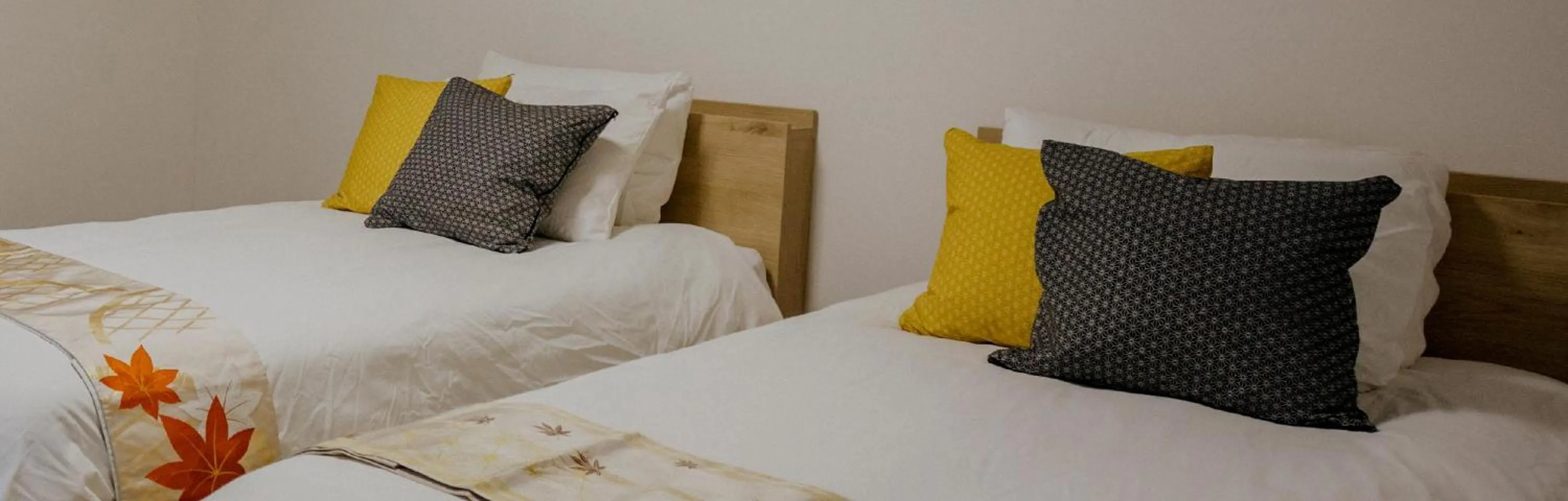 Bed in Miyajima Shiro