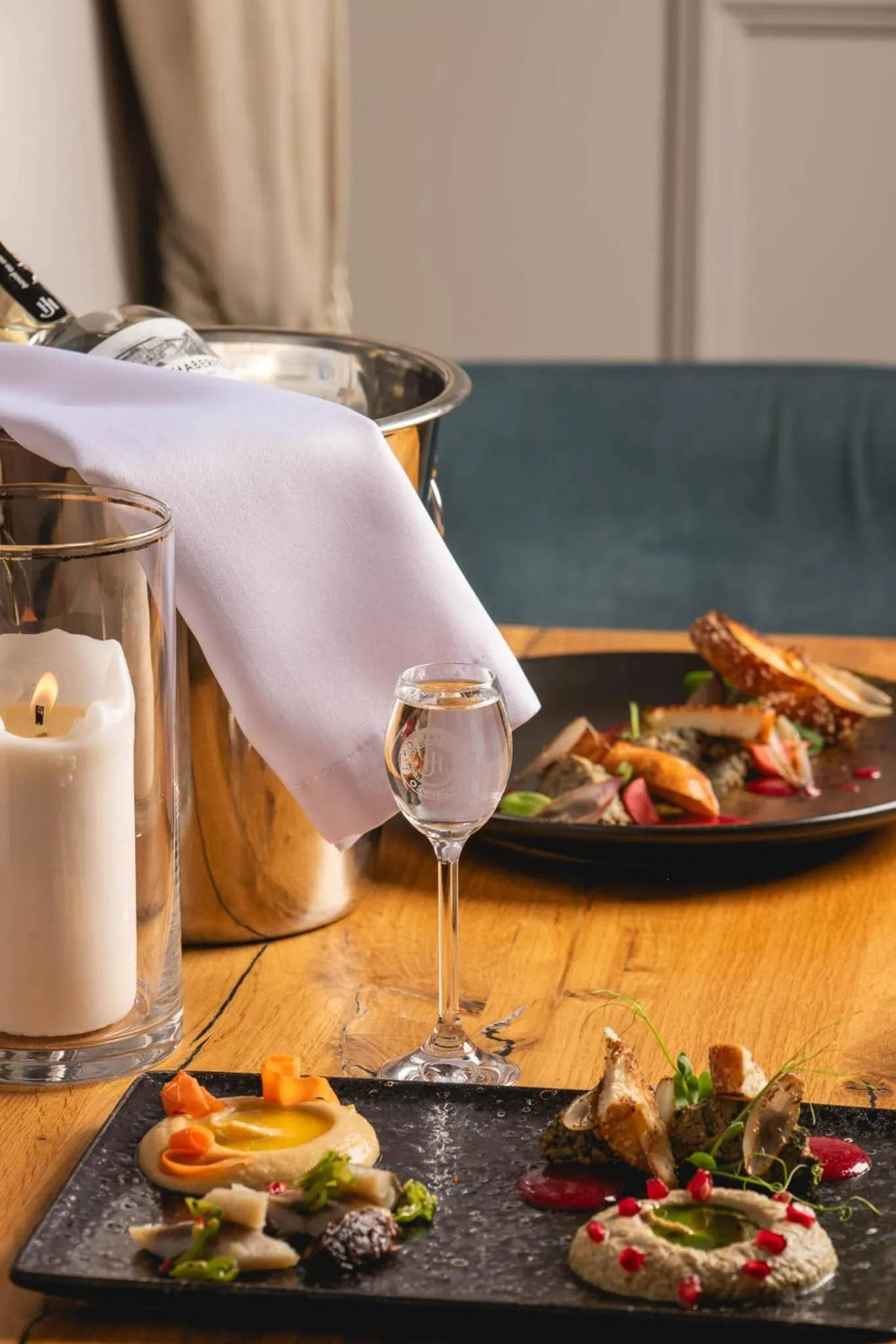 Food and drinks in Hotel Ilan