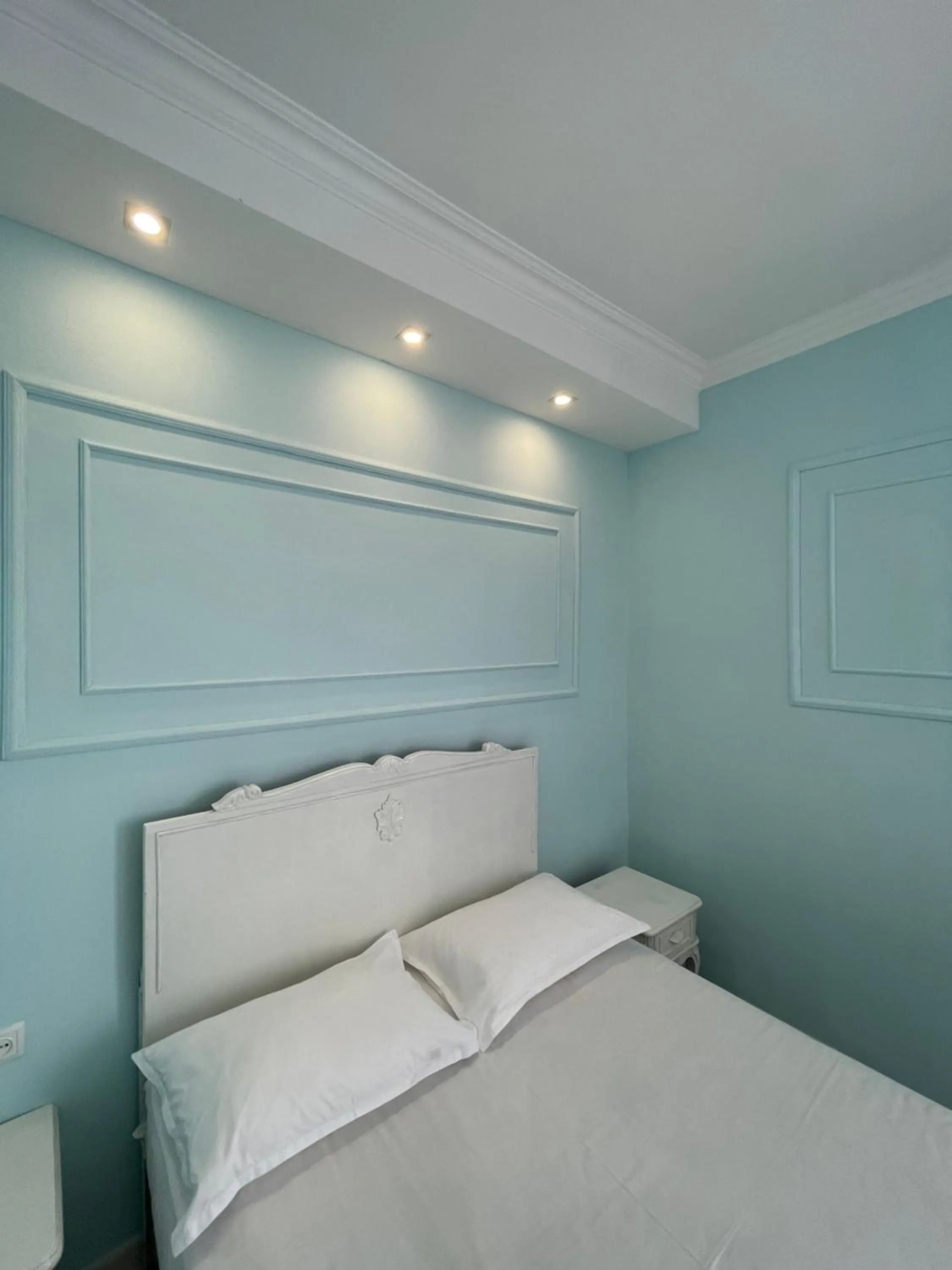Bed in Santorini Hotel & Hostel