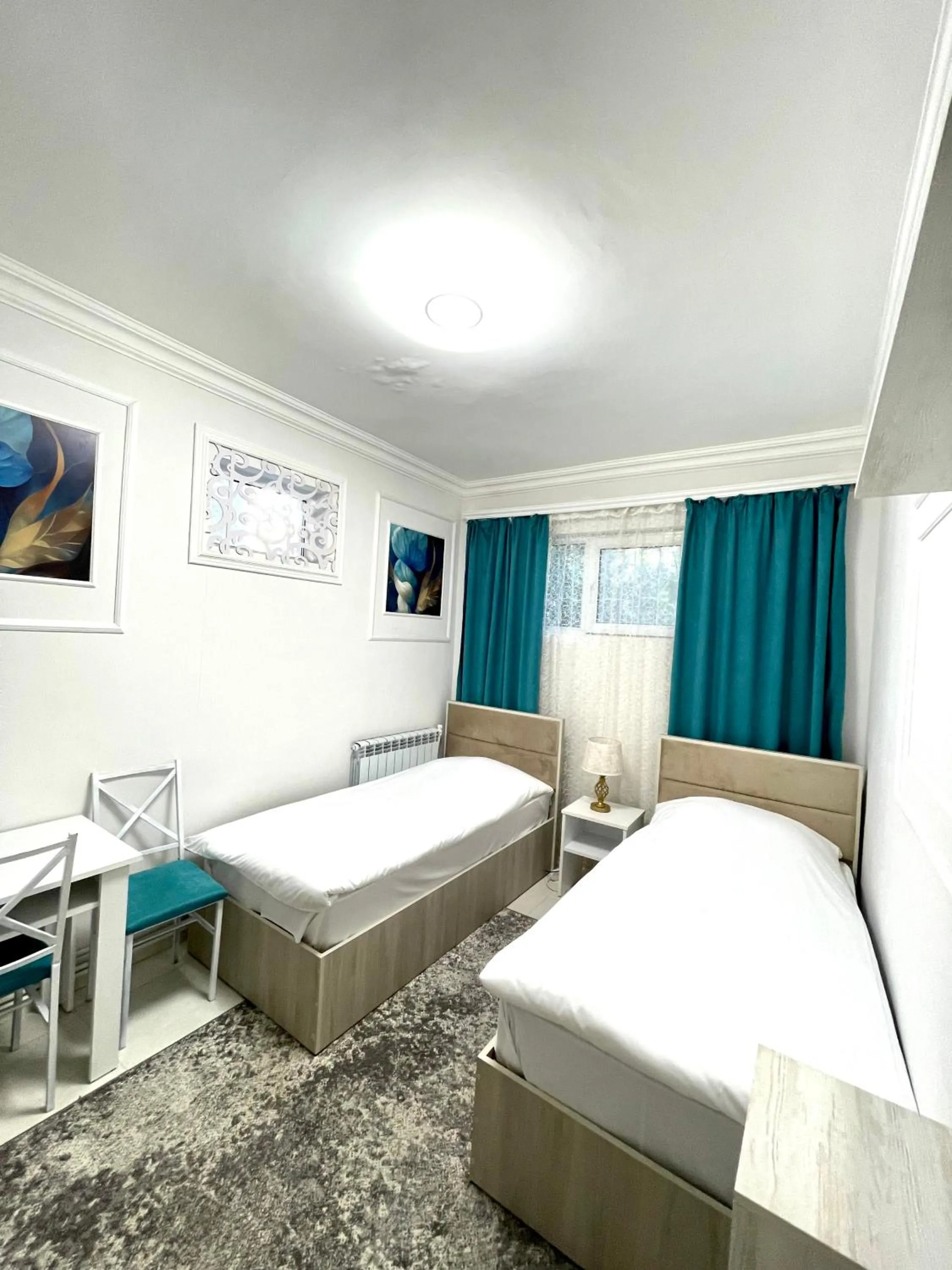Bed in Santorini Hotel & Hostel