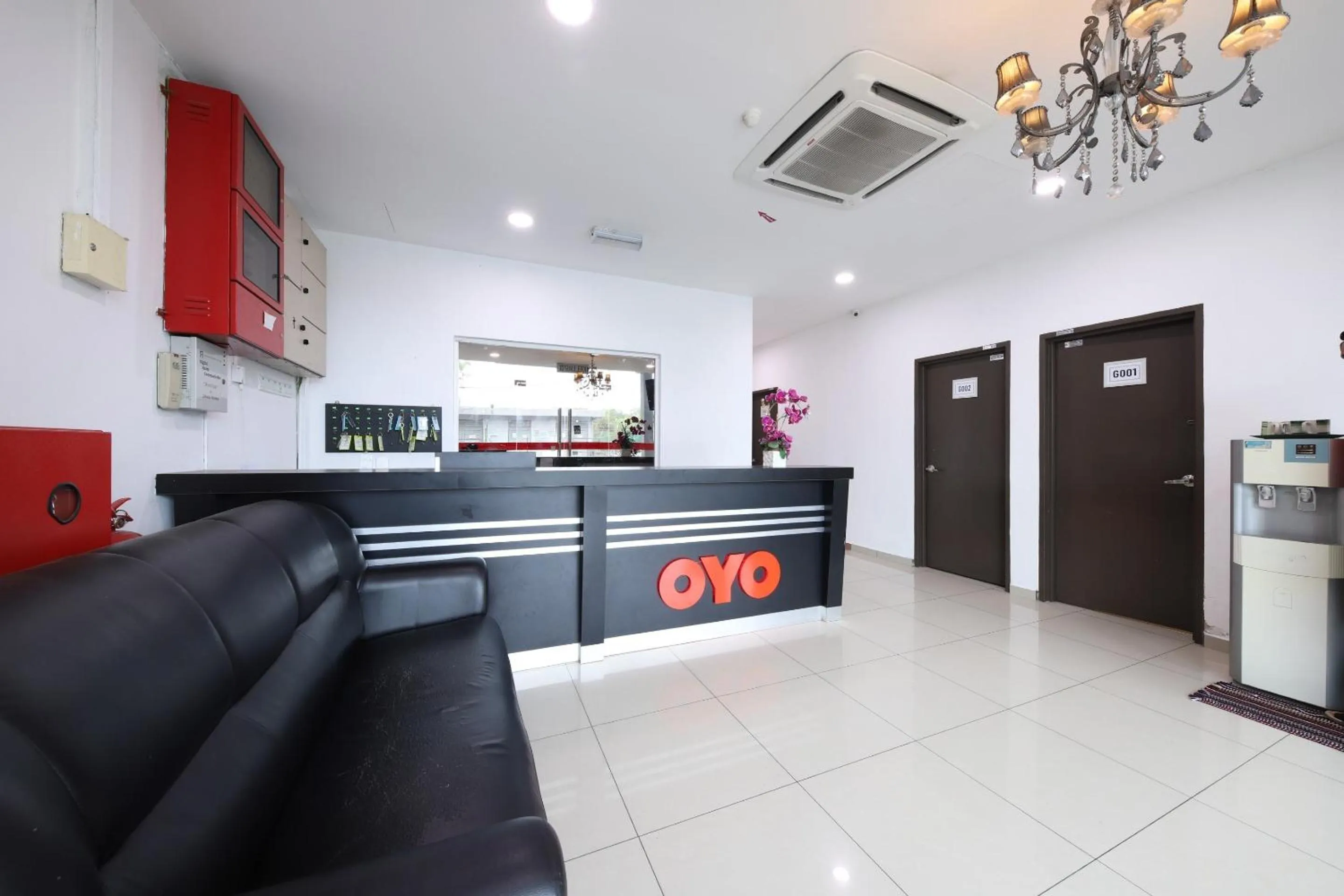Lobby or reception in OYO 89497 Dream Nur Hotel