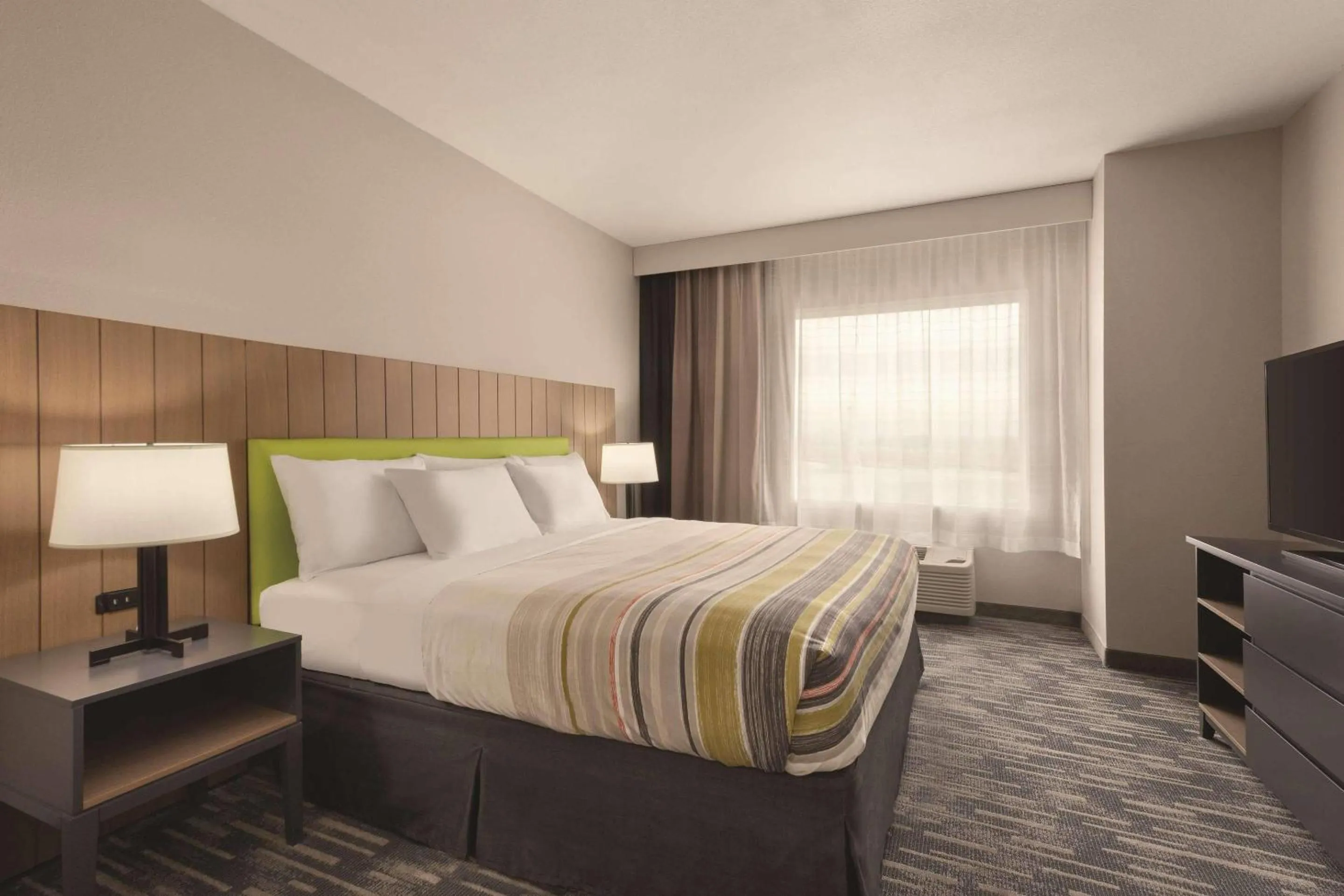 Bedroom, Bed in Country Inn & Suites by Radisson, Oklahoma City - Bricktown, OK