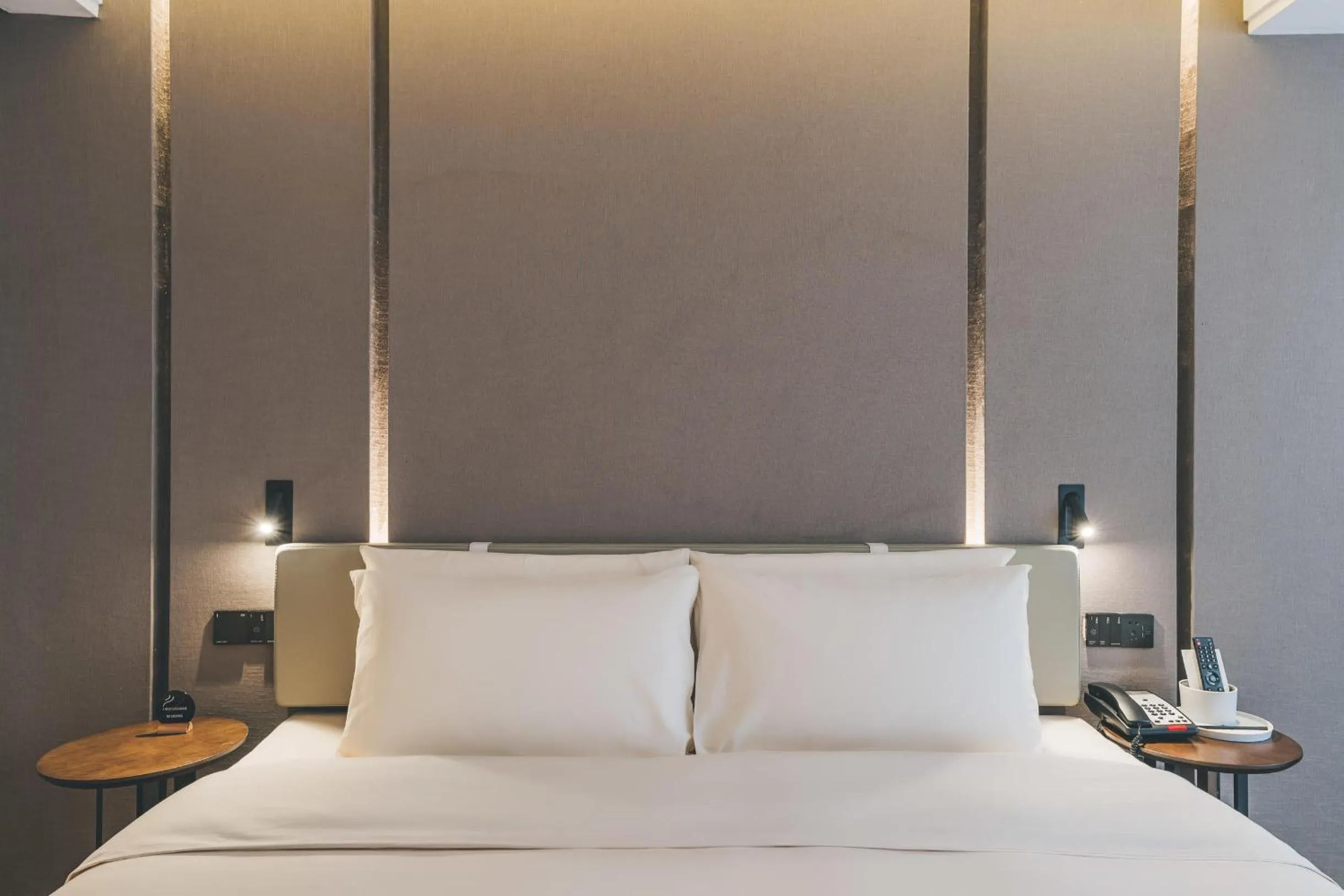 Bed in Atour Hotel Huzhou Dongwu