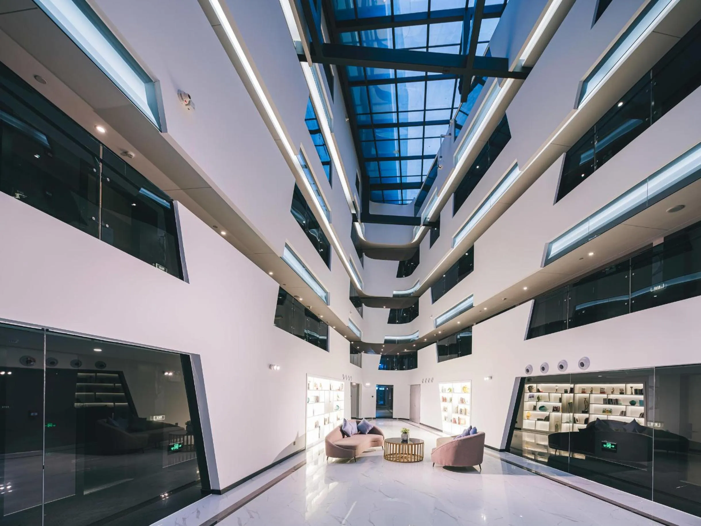 Atour Hotel Huzhou Dongwu