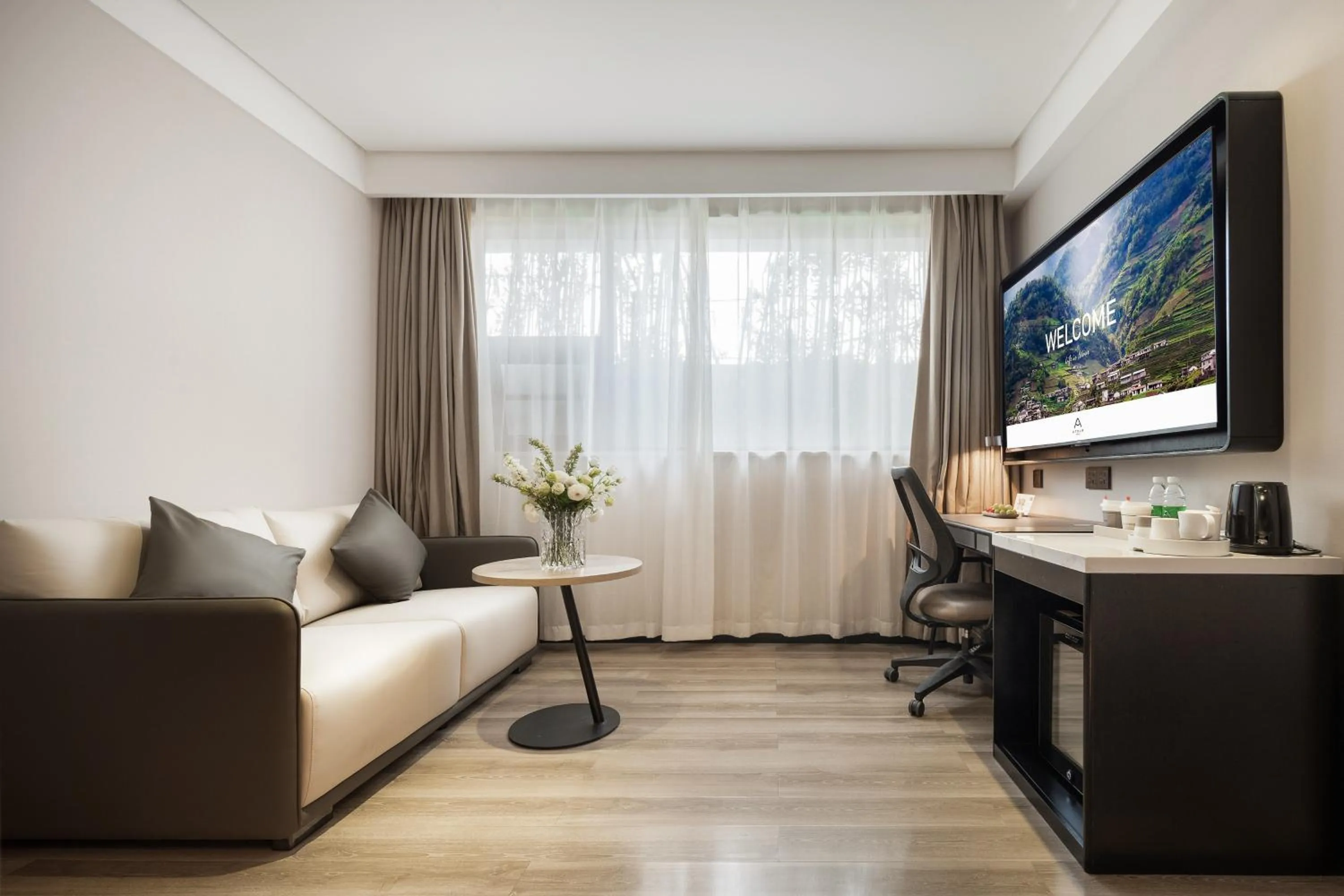 Atour Hotel -Du Fu Thatched Cottage