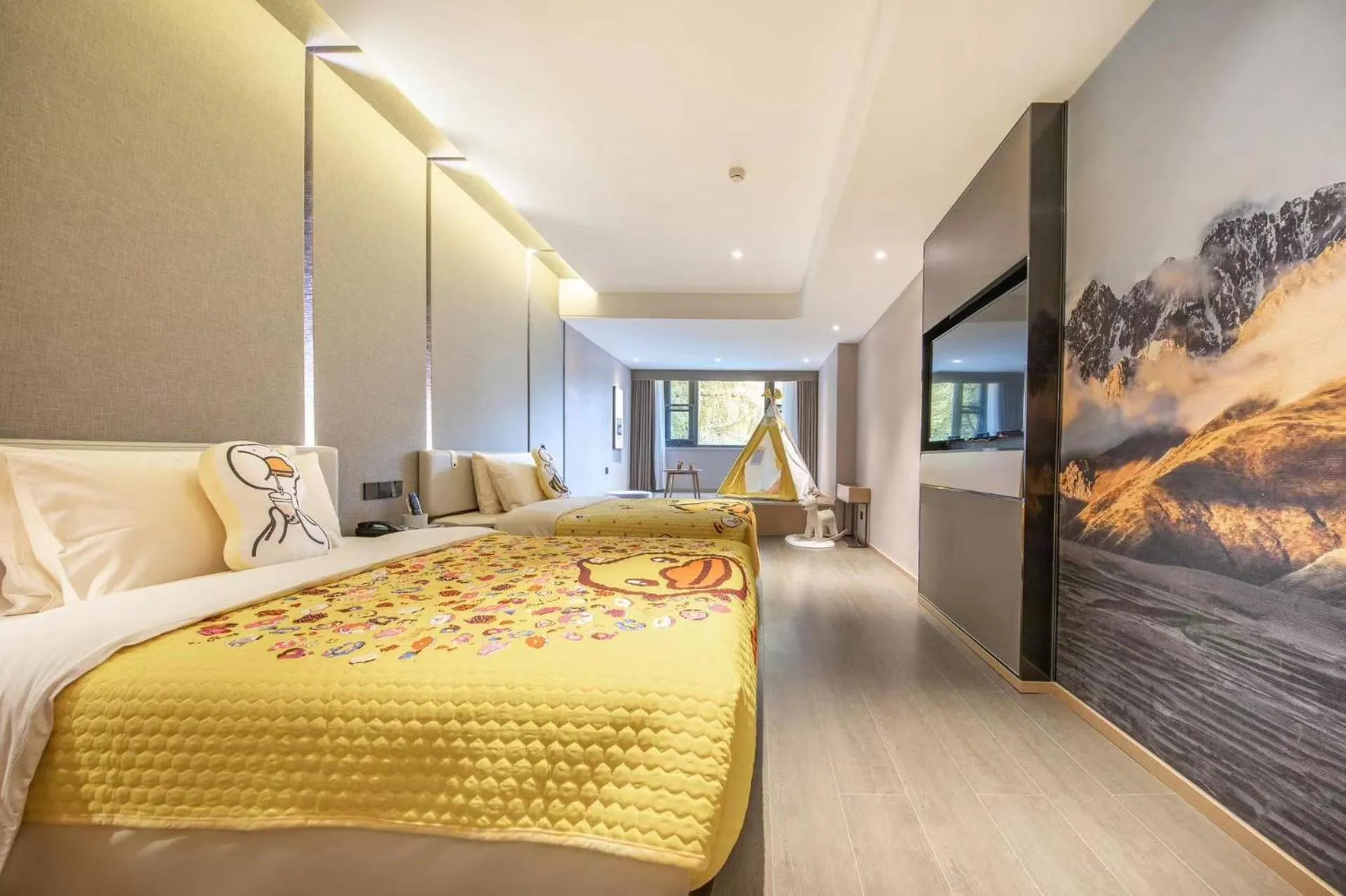 Bed in Atour Hotel Chengdu Wenshufang