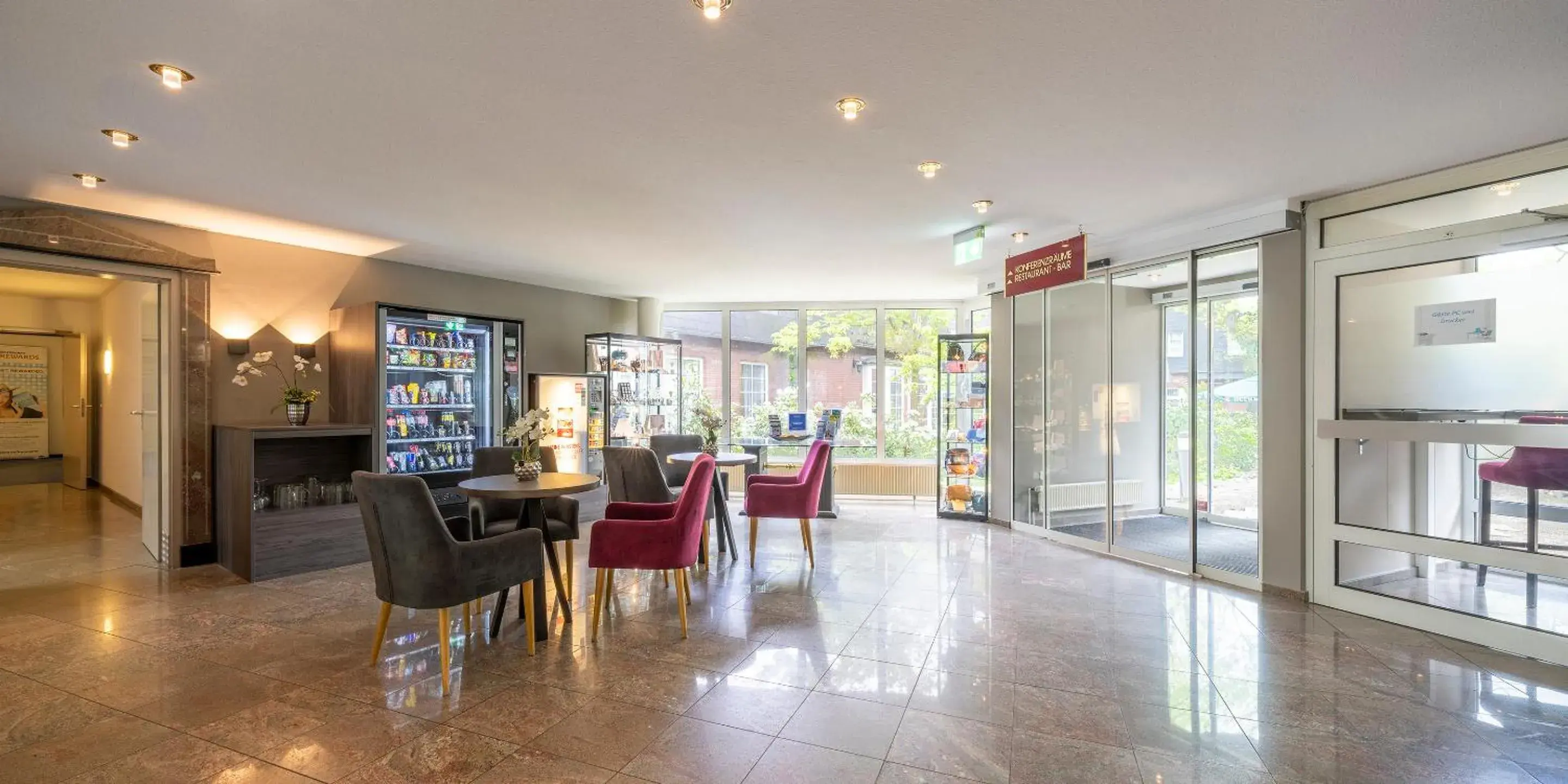 Lobby or reception in Best Western Hotel Schmoeker-Hof Lobby or reception in Best Western Hotel Schmoeker-Hof