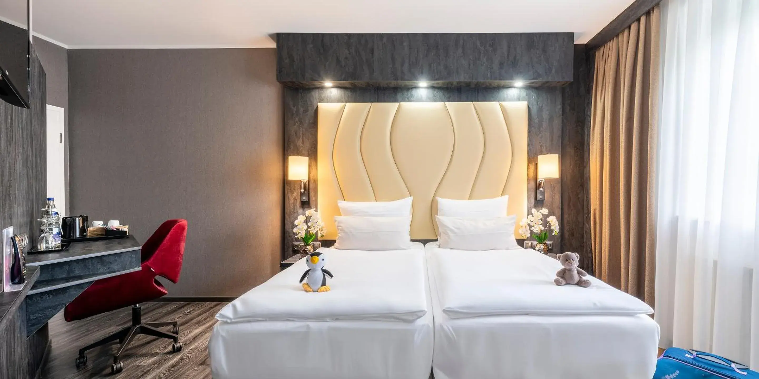 Photo of the whole room, Bed in Best Western Hotel Schmoeker-Hof Photo of the whole room, Bed in Best Western Hotel Schmoeker-Hof