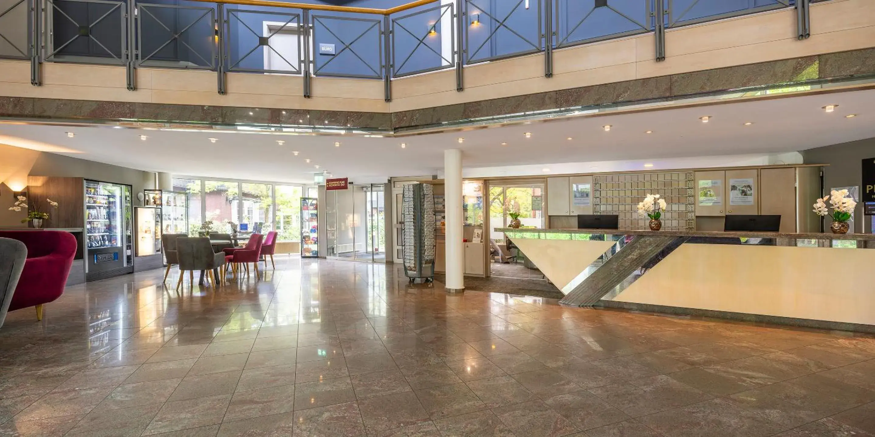 Lobby or reception in Best Western Hotel Schmoeker-Hof Lobby or reception in Best Western Hotel Schmoeker-Hof