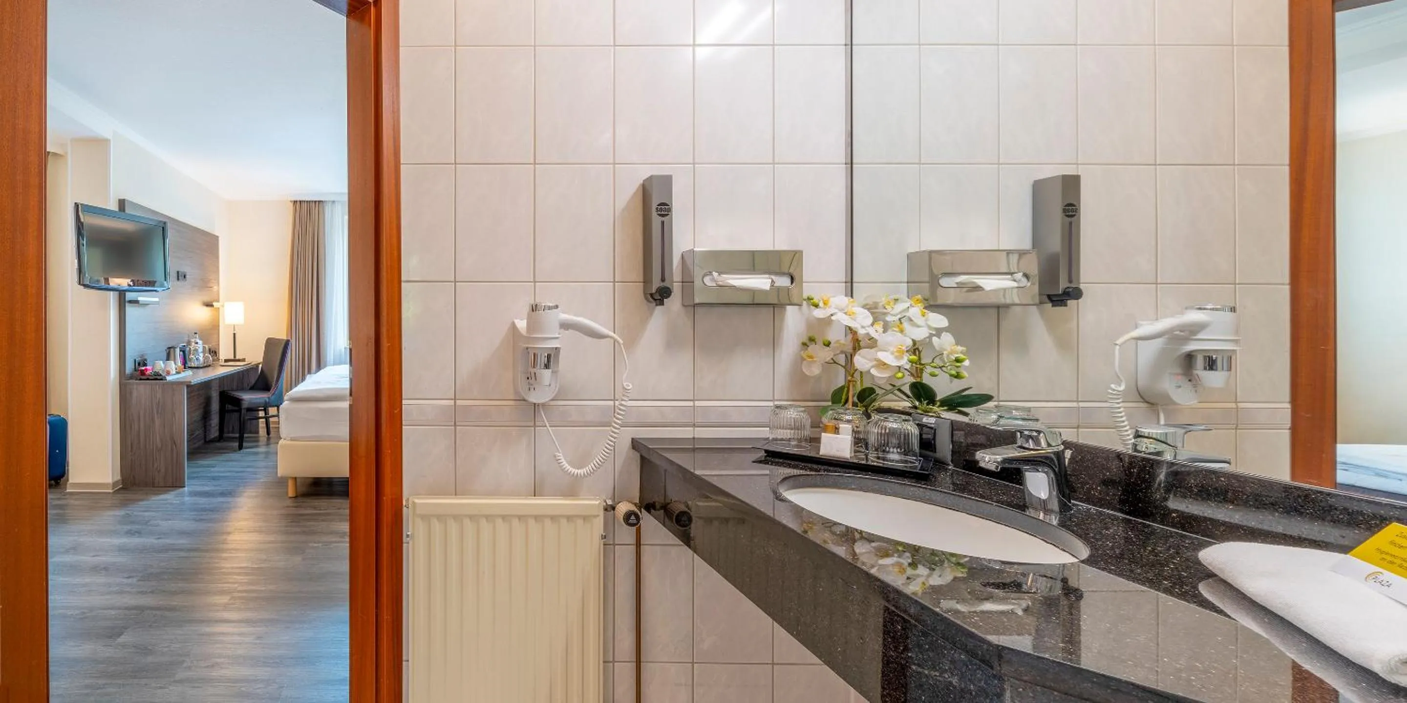 Bathroom in Best Western Hotel Schmoeker-Hof