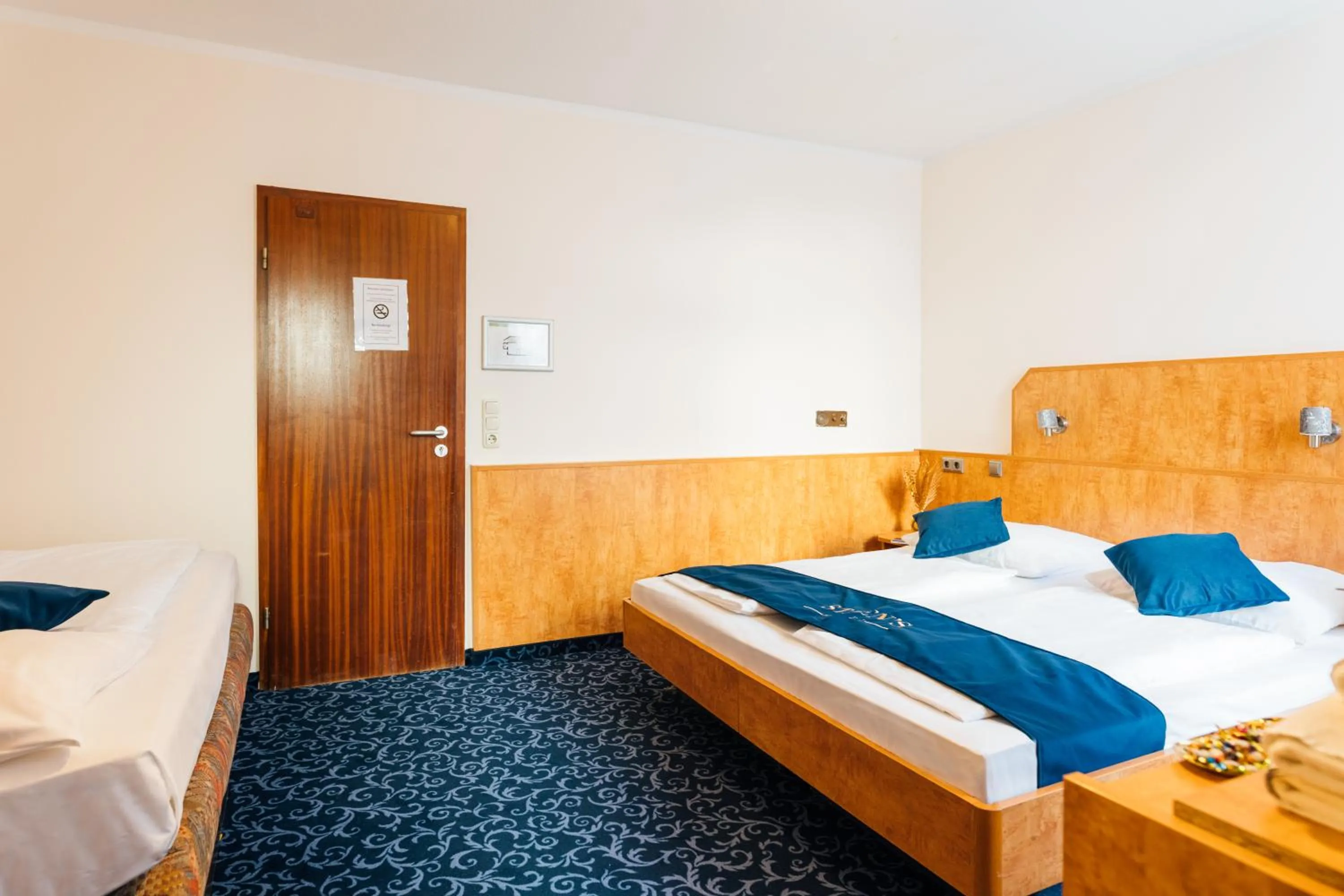 Bed in Steens Hotel Alster City