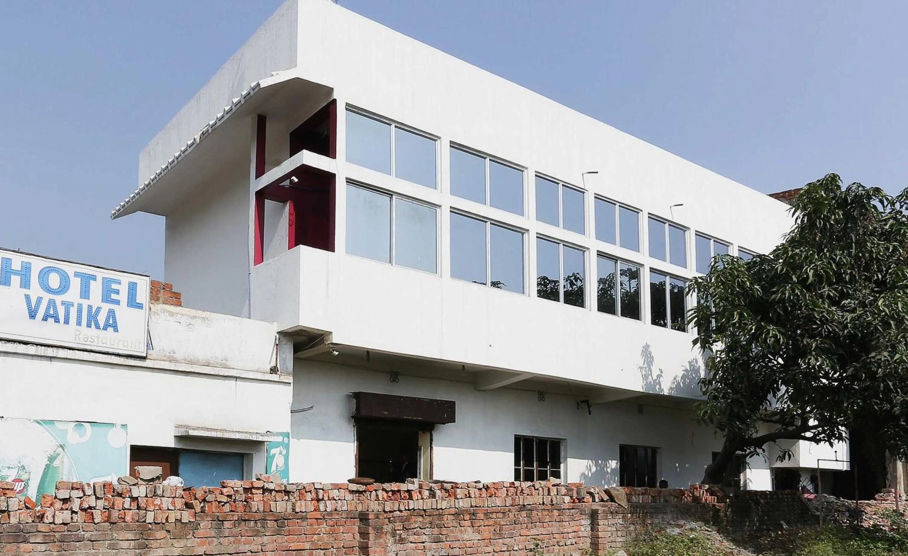 Facade/entrance in Hotel O Vatika Hotel