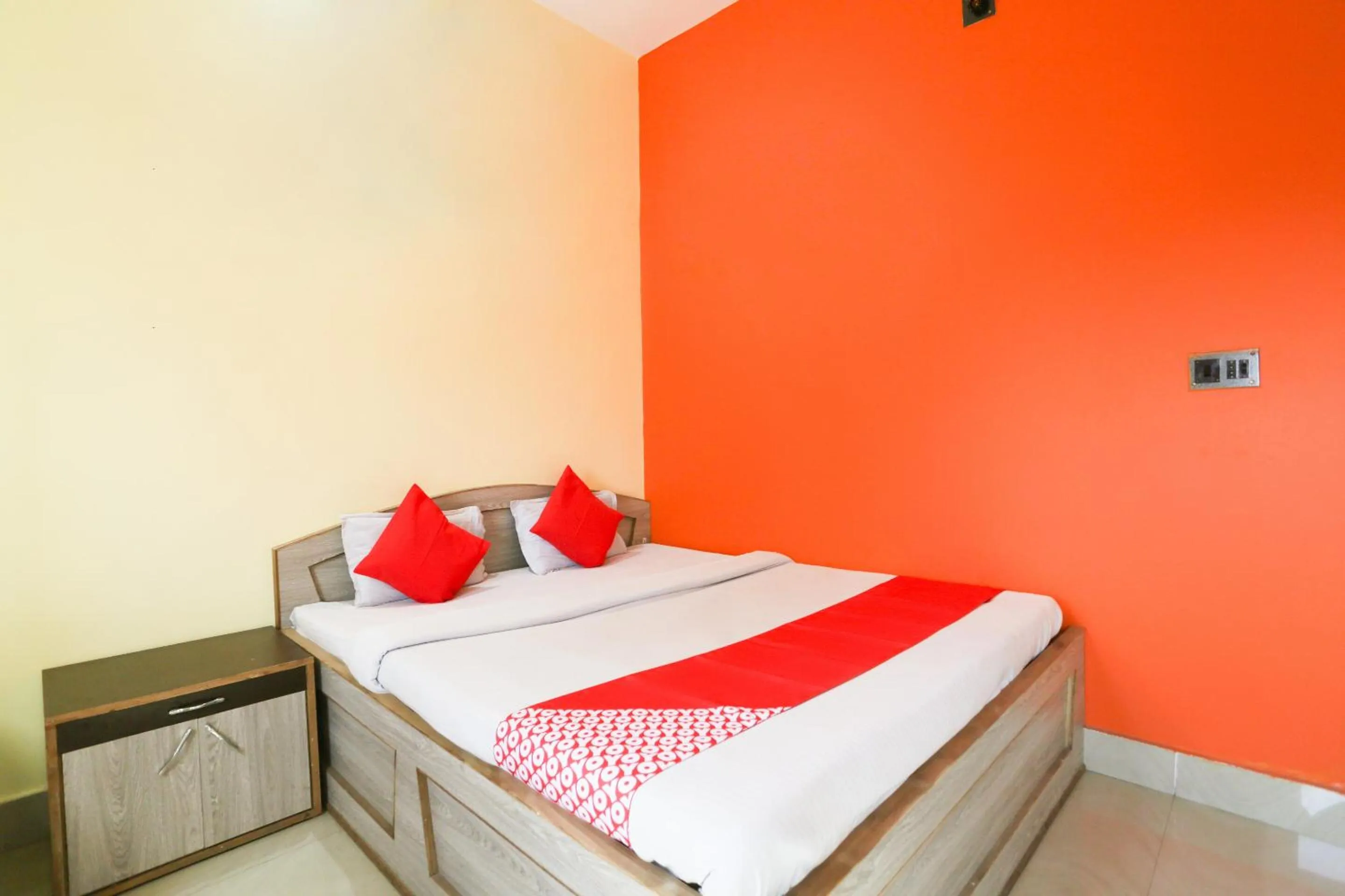 Bedroom in Hotel O Vatika Hotel