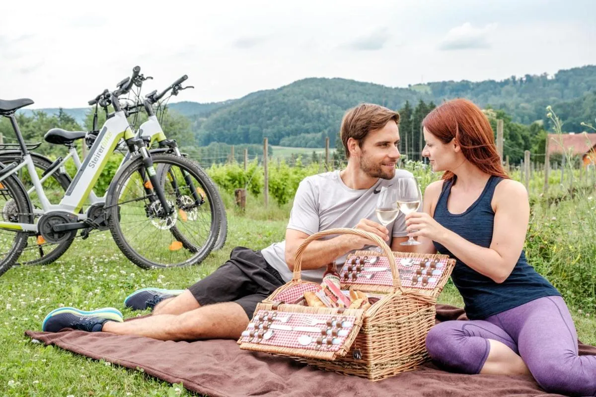 Property building in das MEISTER