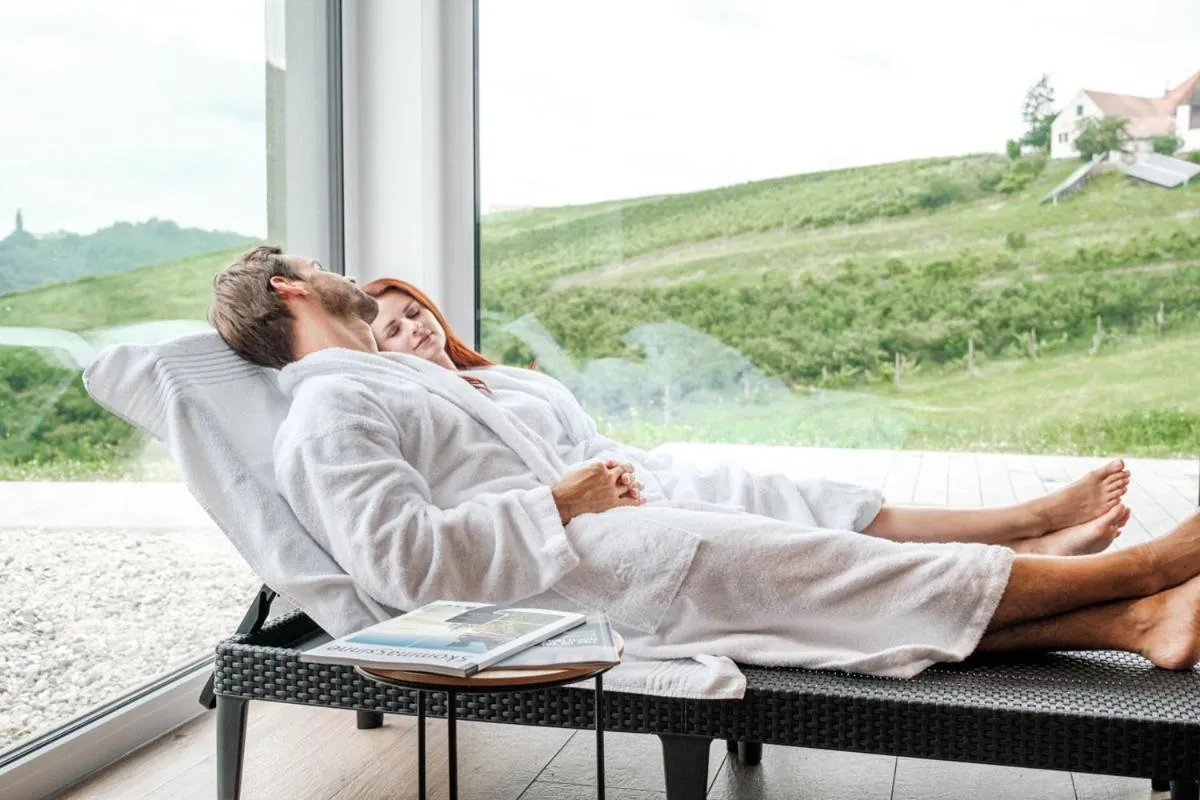 Property building in das MEISTER