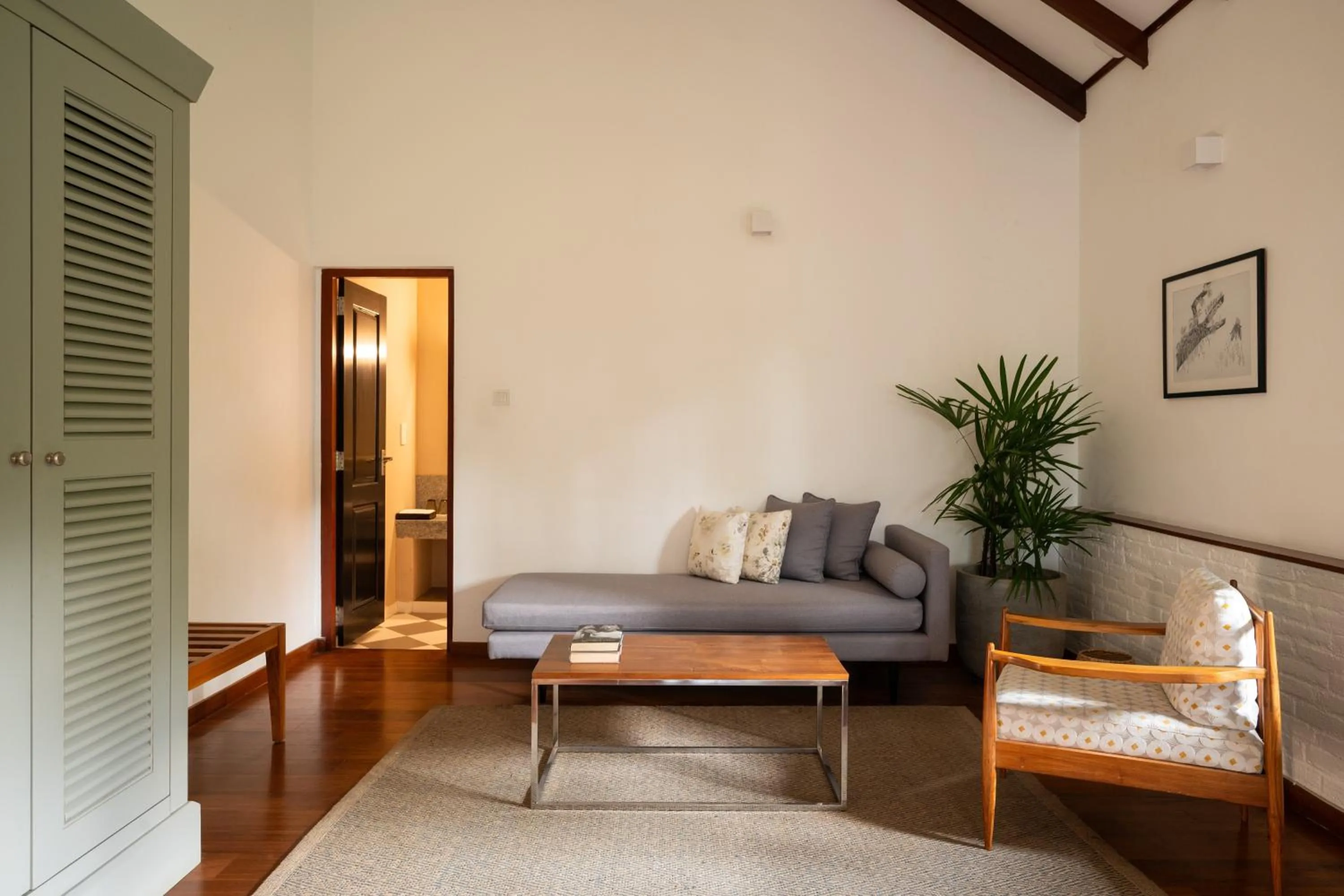 Seating area in Camellia Hills