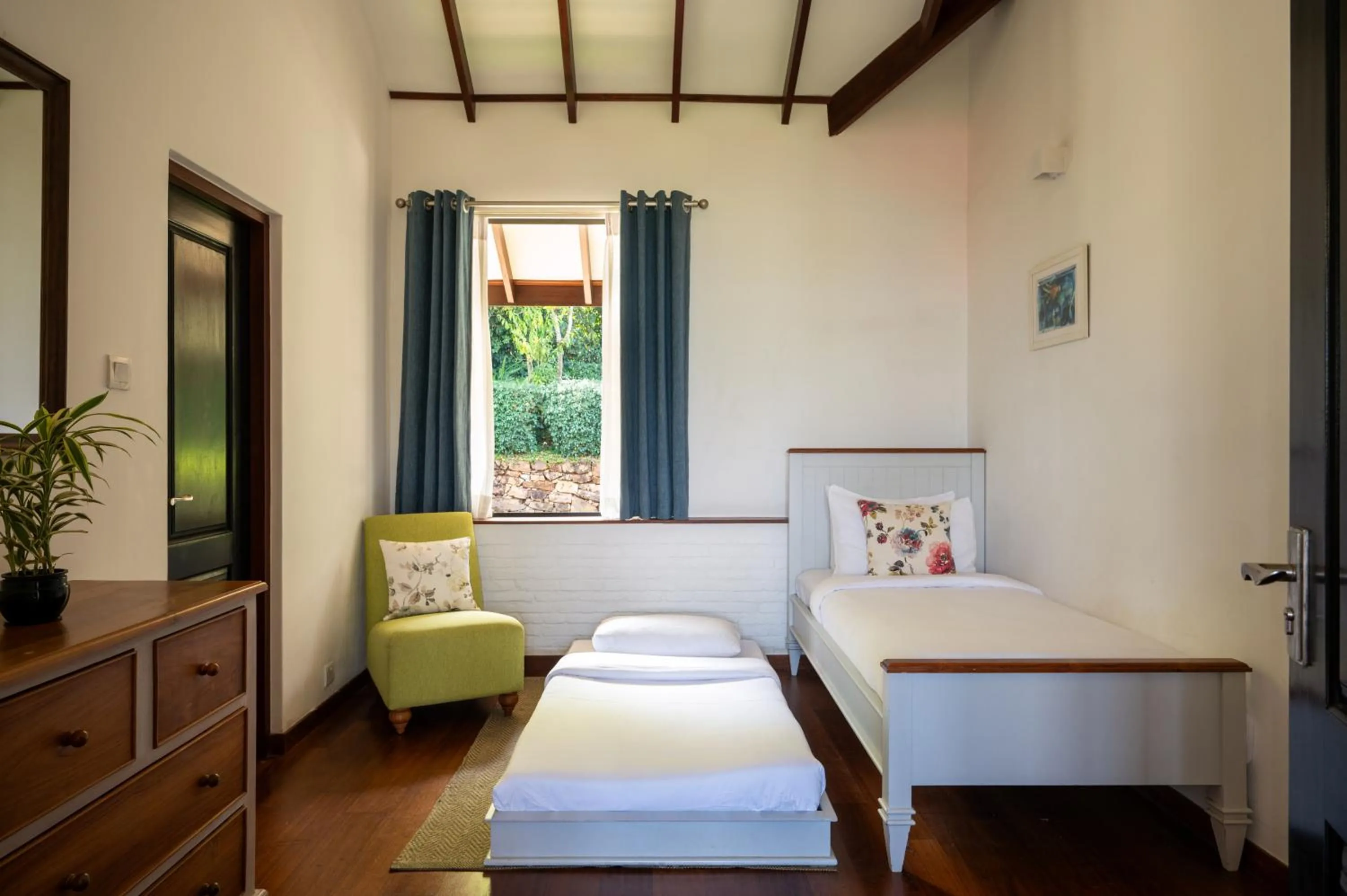 Bed in Camellia Hills