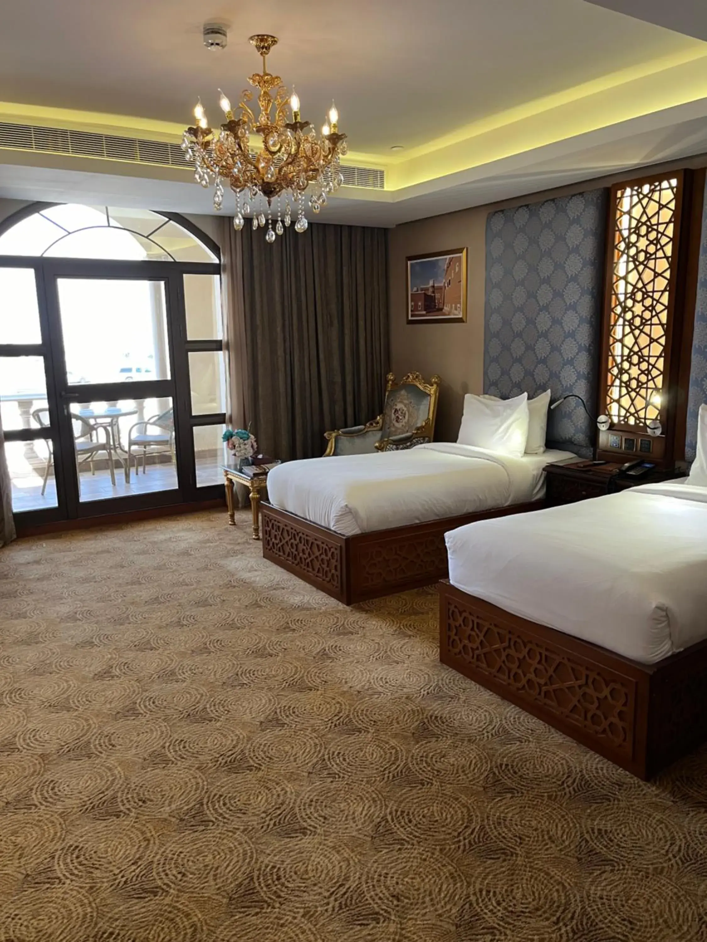 Deluxe Double or Twin Room with Balcony in Al Rahden Hotel Deluxe Double or Twin Room with Balcony in Al Rahden Hotel