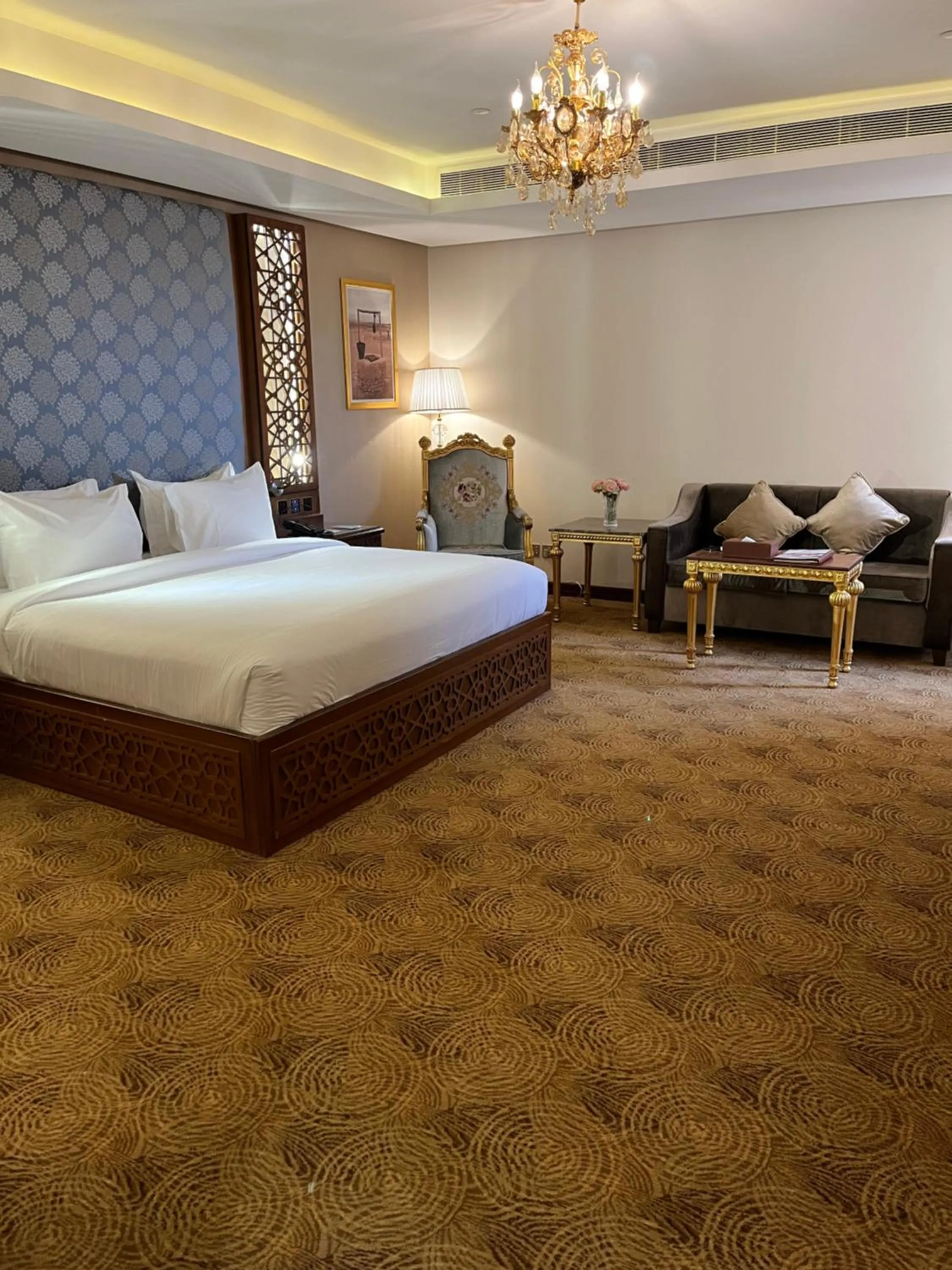 Bed in Al Rahden Hotel