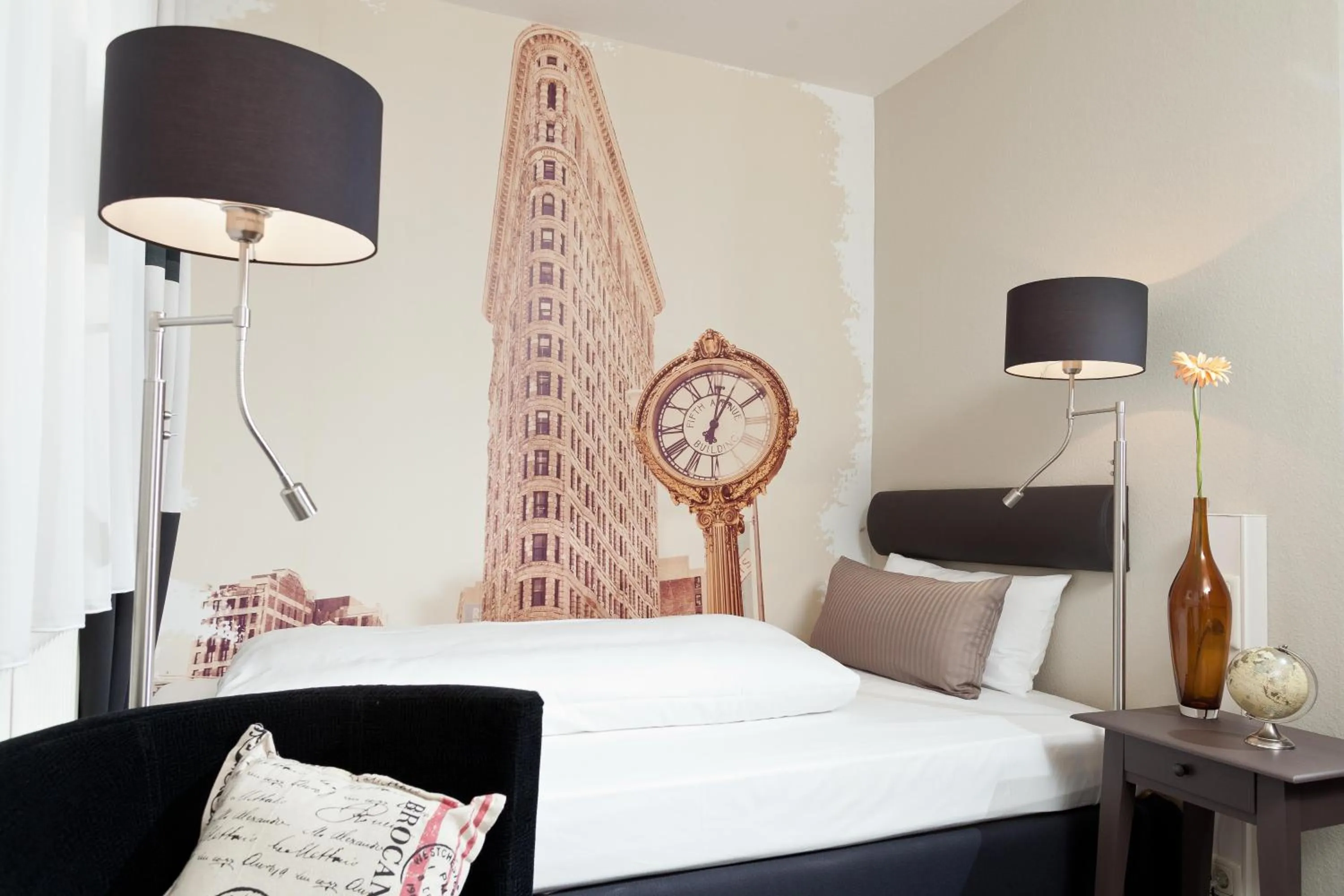 Bedroom, Bed in Best Western Hotel Nürnberg am Hauptbahnhof