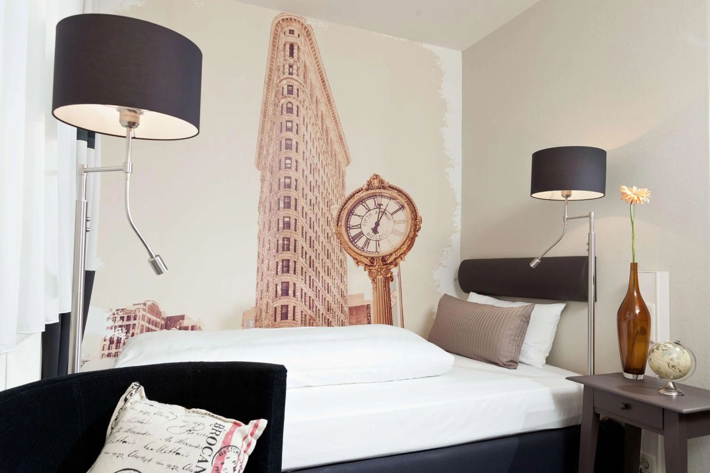 Bedroom, Bed in Best Western Hotel Nürnberg am Hauptbahnhof