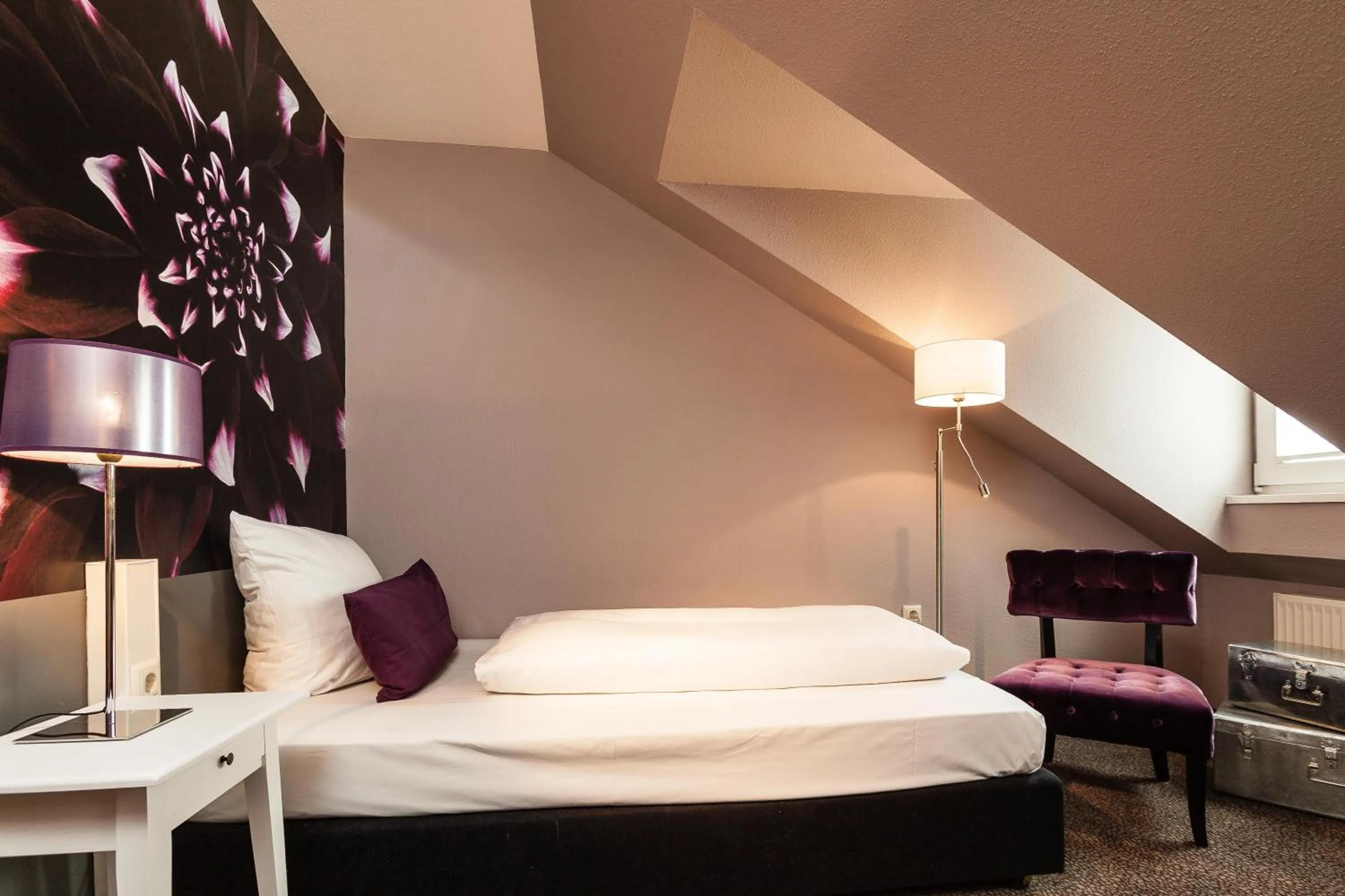 Bedroom, Bed in Best Western Hotel Nürnberg am Hauptbahnhof