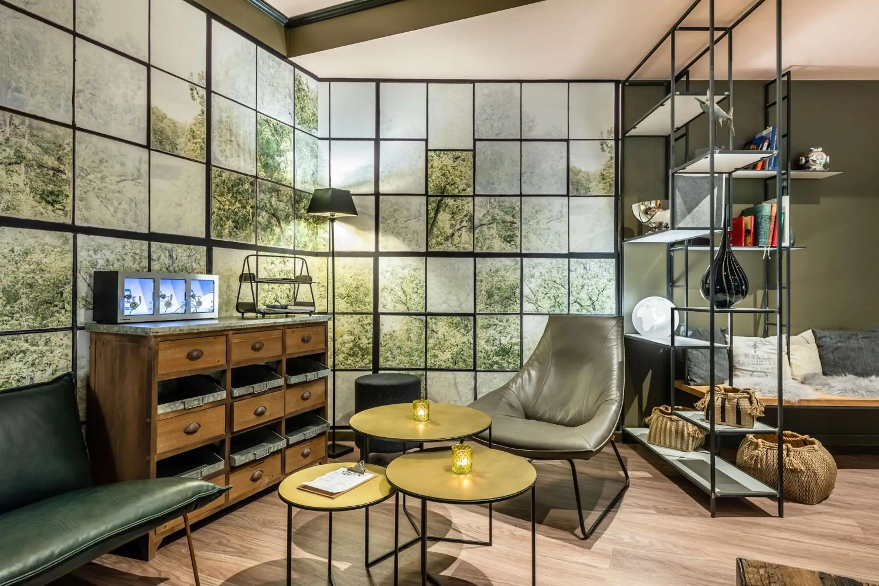 Lobby or reception in Best Western Hotel Nürnberg am Hauptbahnhof Lobby or reception in Best Western Hotel Nürnberg am Hauptbahnhof